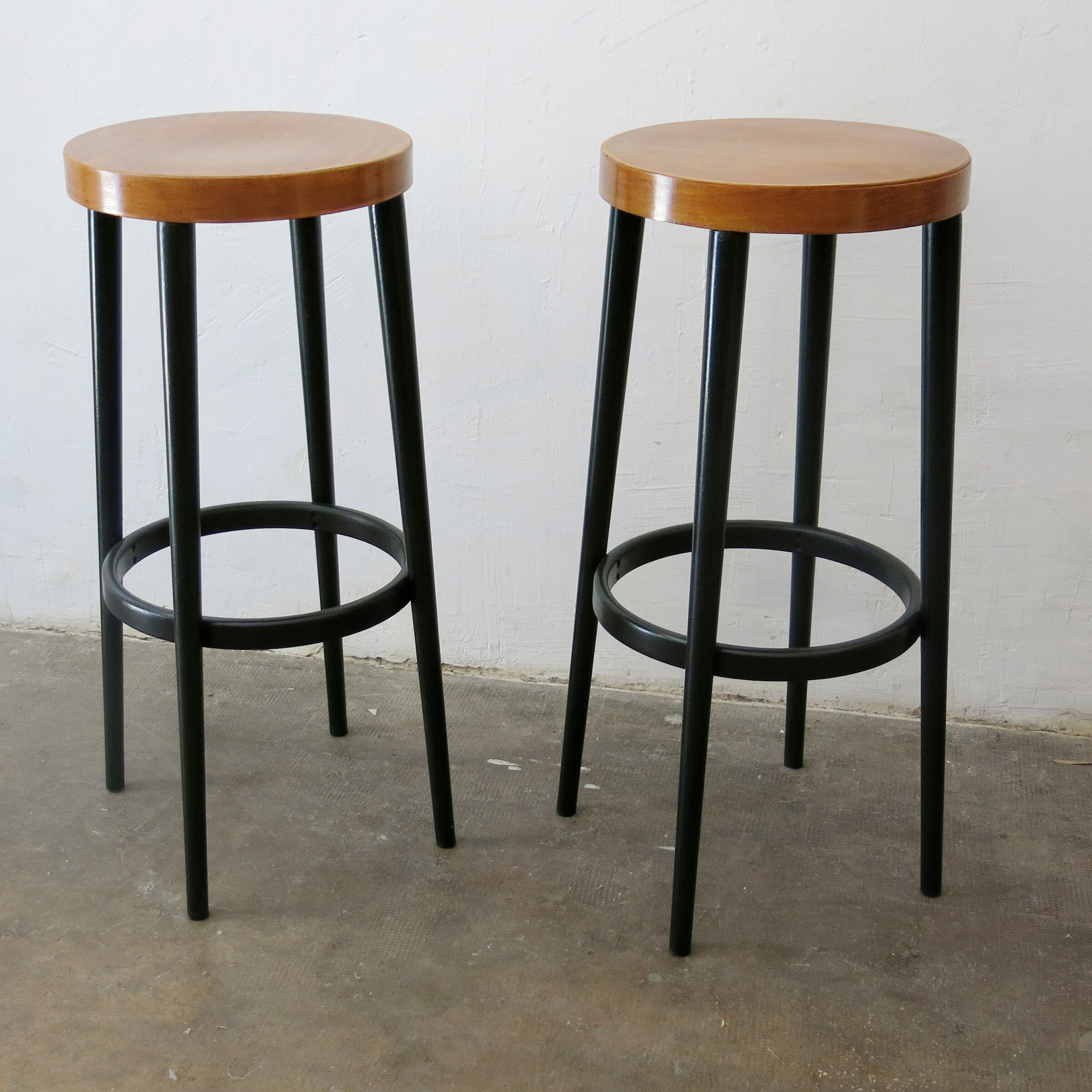 Pair of stools Baumann