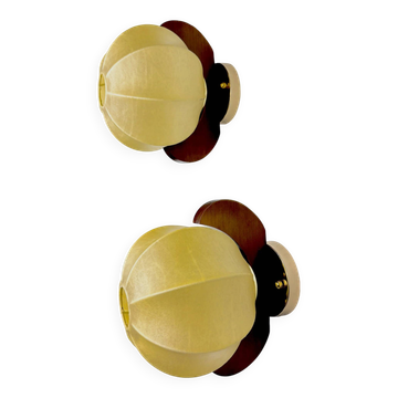 Pair of Italian "Cocoon" wall lights, resin and pine wood, 1970
