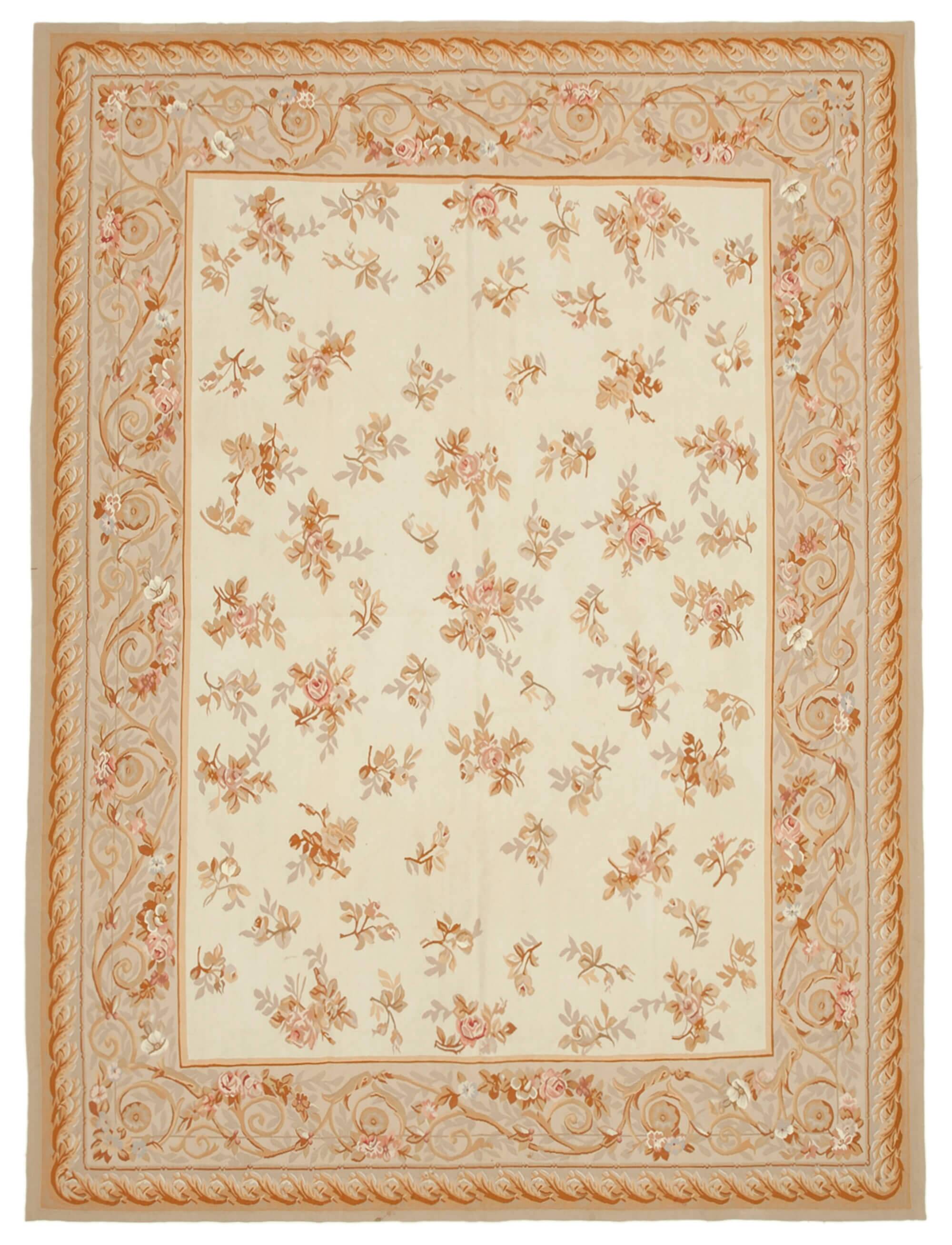 Handmade European Vintage Aubusson Kilim 263 cm x 353 cm