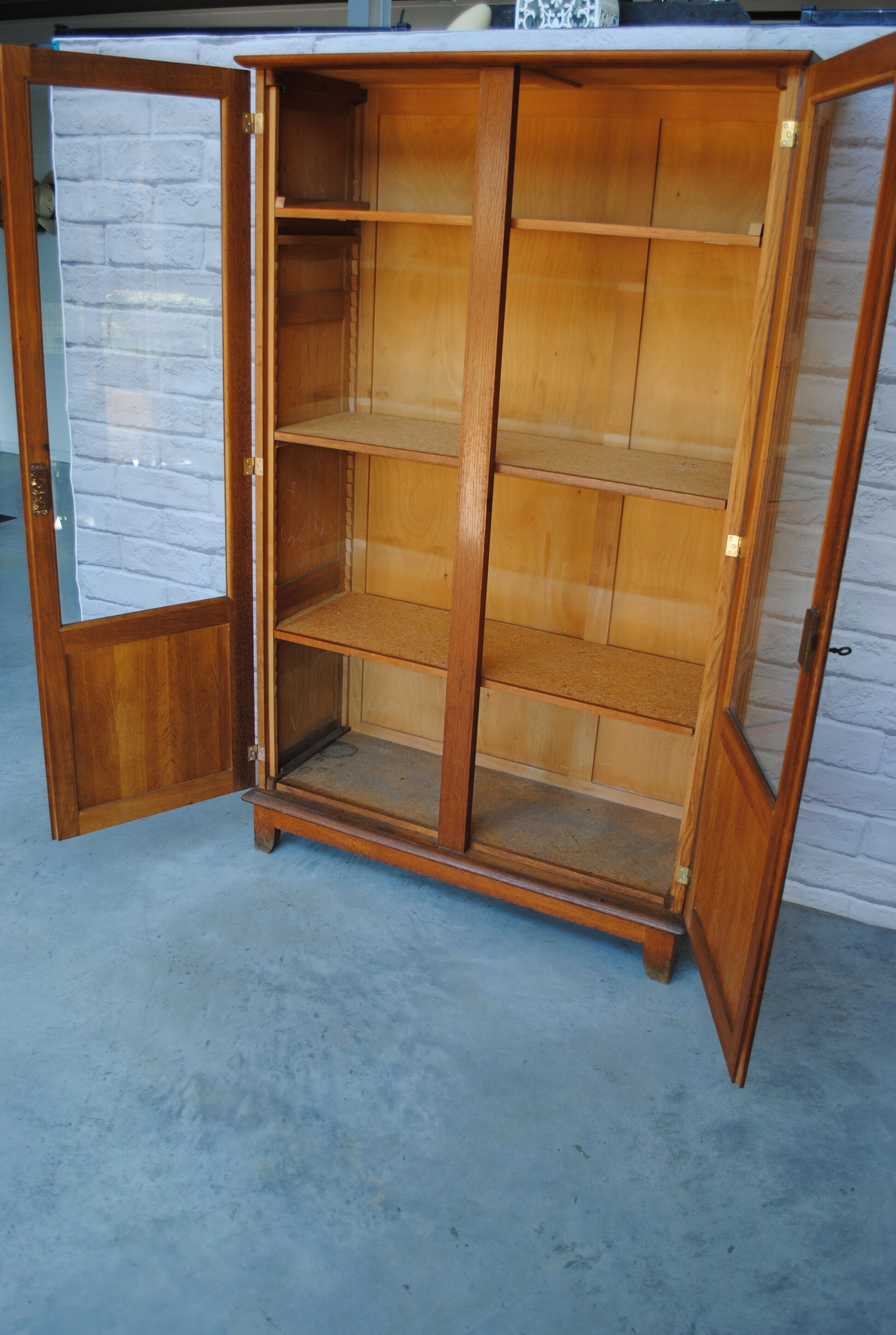 School wardrobe showcase