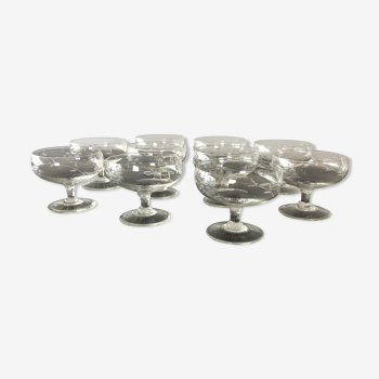 Set of 10 crystal champagne glasses