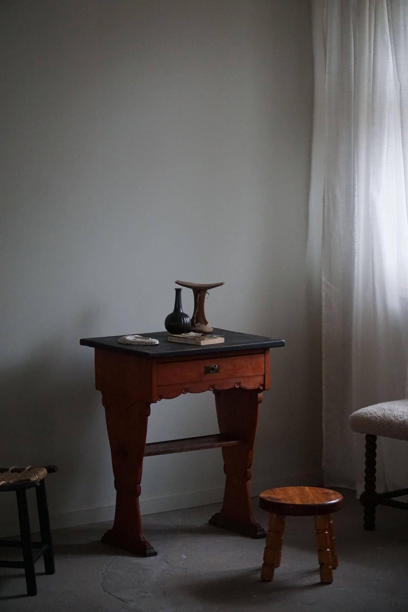 Swedish Gustavian 19th-century bureau / side table, handcrafted and antique