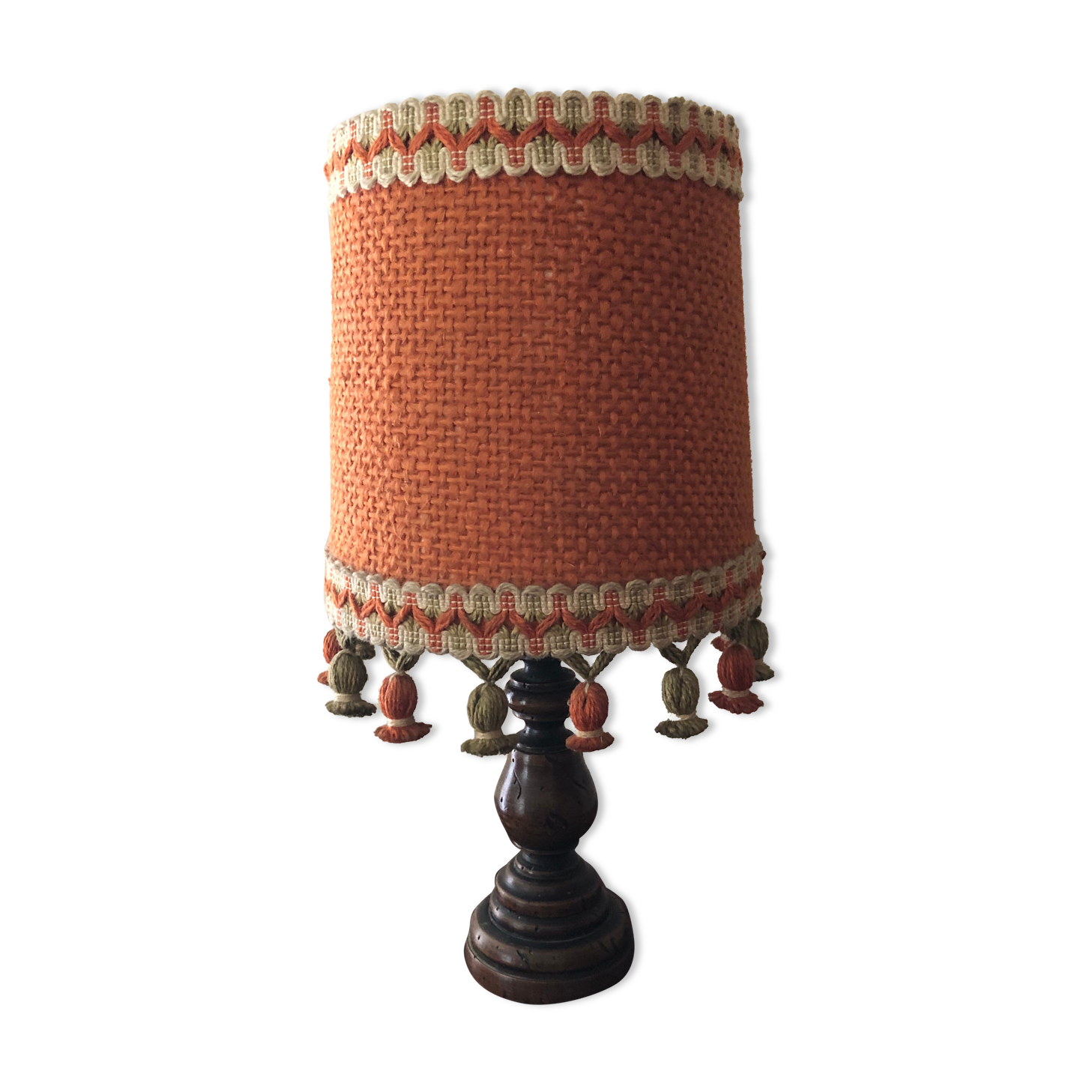 Table lamp wood and jute with pompoms