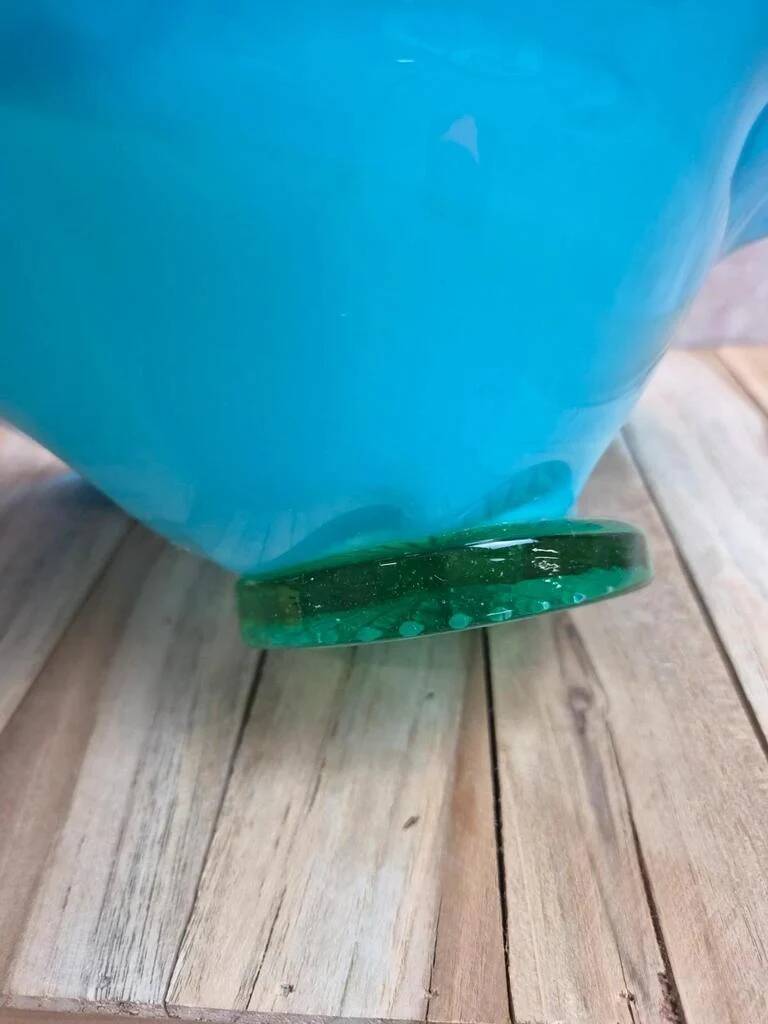 Large vintage blown glass bowl in turquoise – Murano style – applied flower