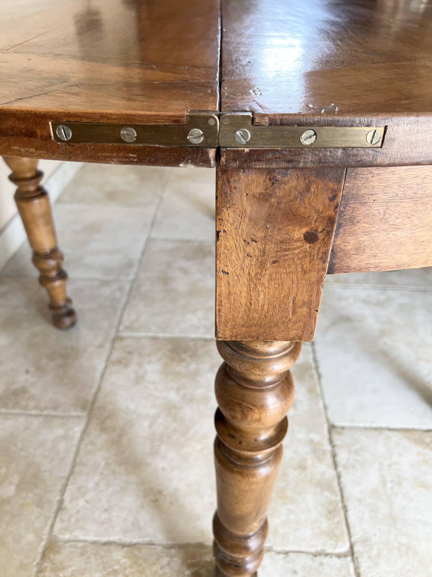 Louis-Philippe XIXth century demi-lune console table in solid walnut – seats 6 people.