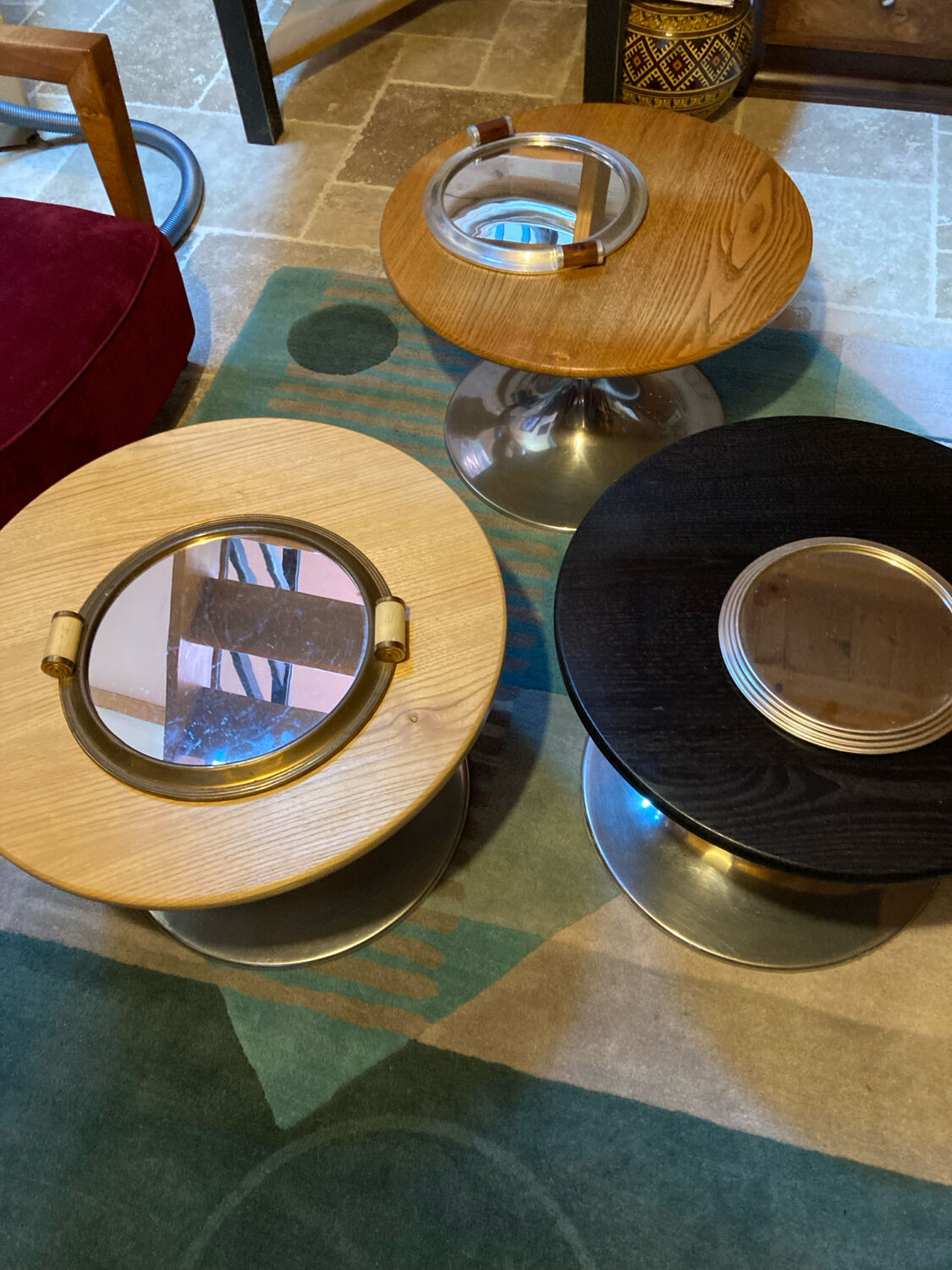 Tulip leg coffee table