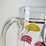 Service at orangeade Mid-Century abstract décor