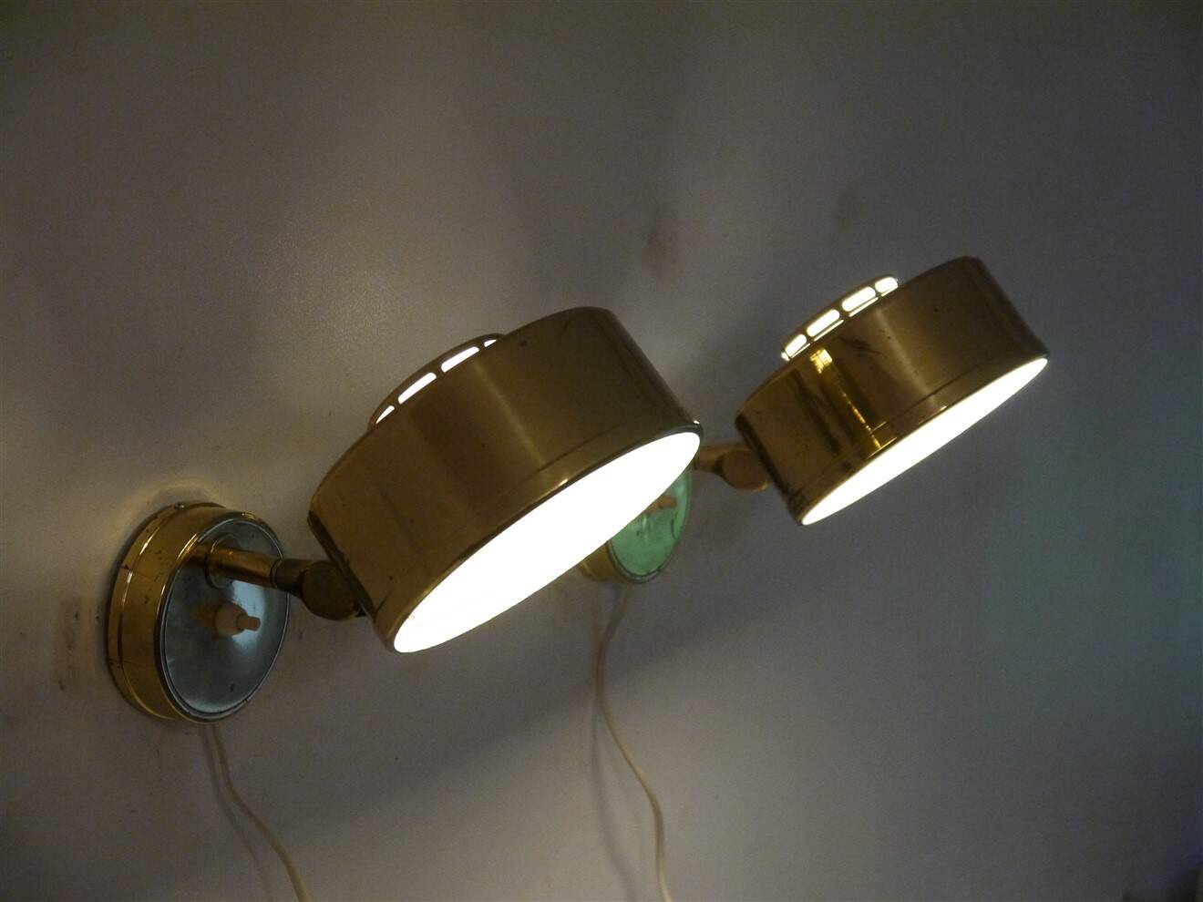 Appliques suedoises en laiton 1970