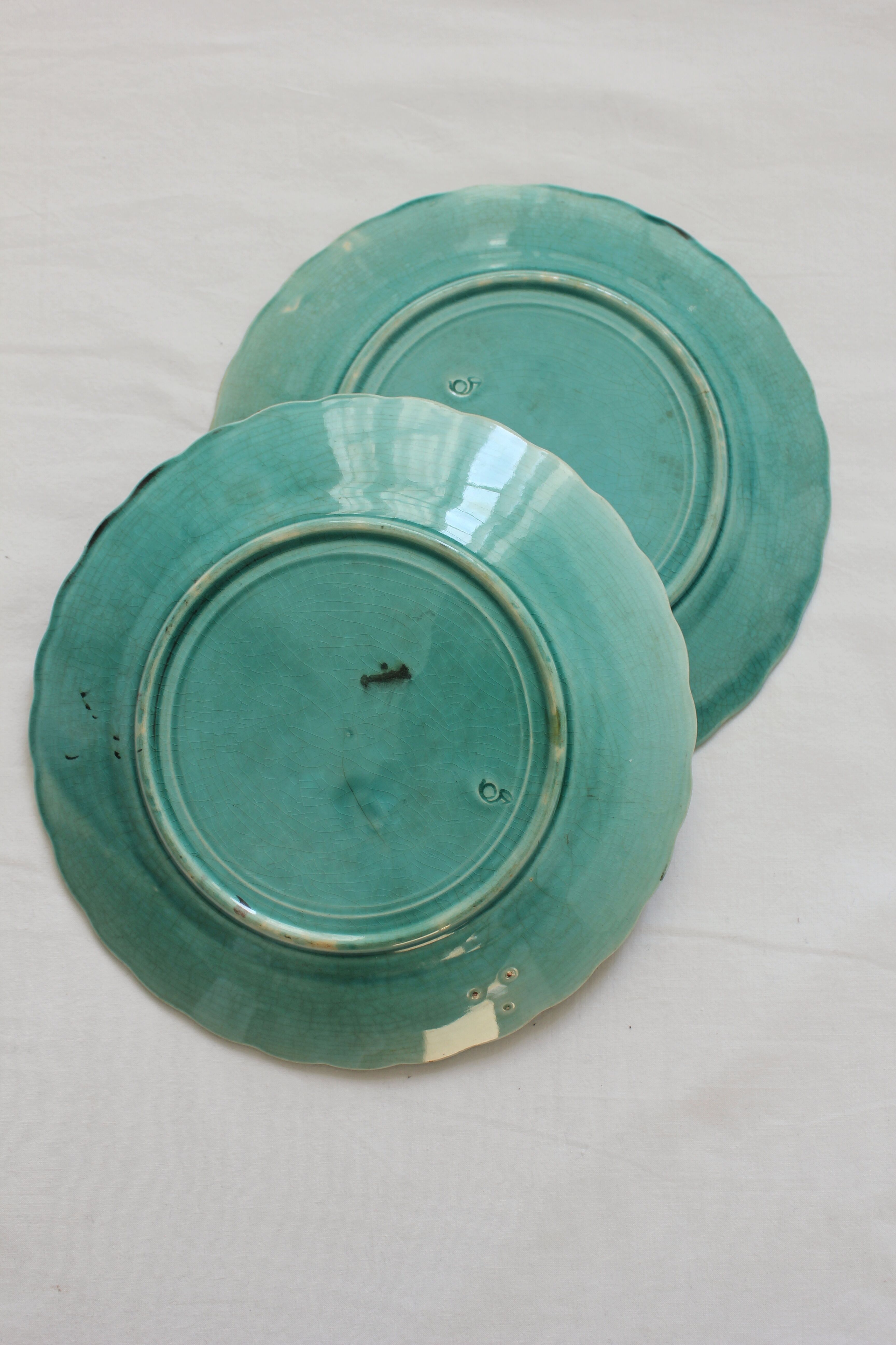 2 old plates in slurry birds Onnaing early twentieth