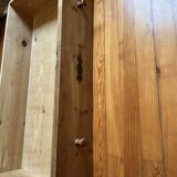 Pant chest of drawers