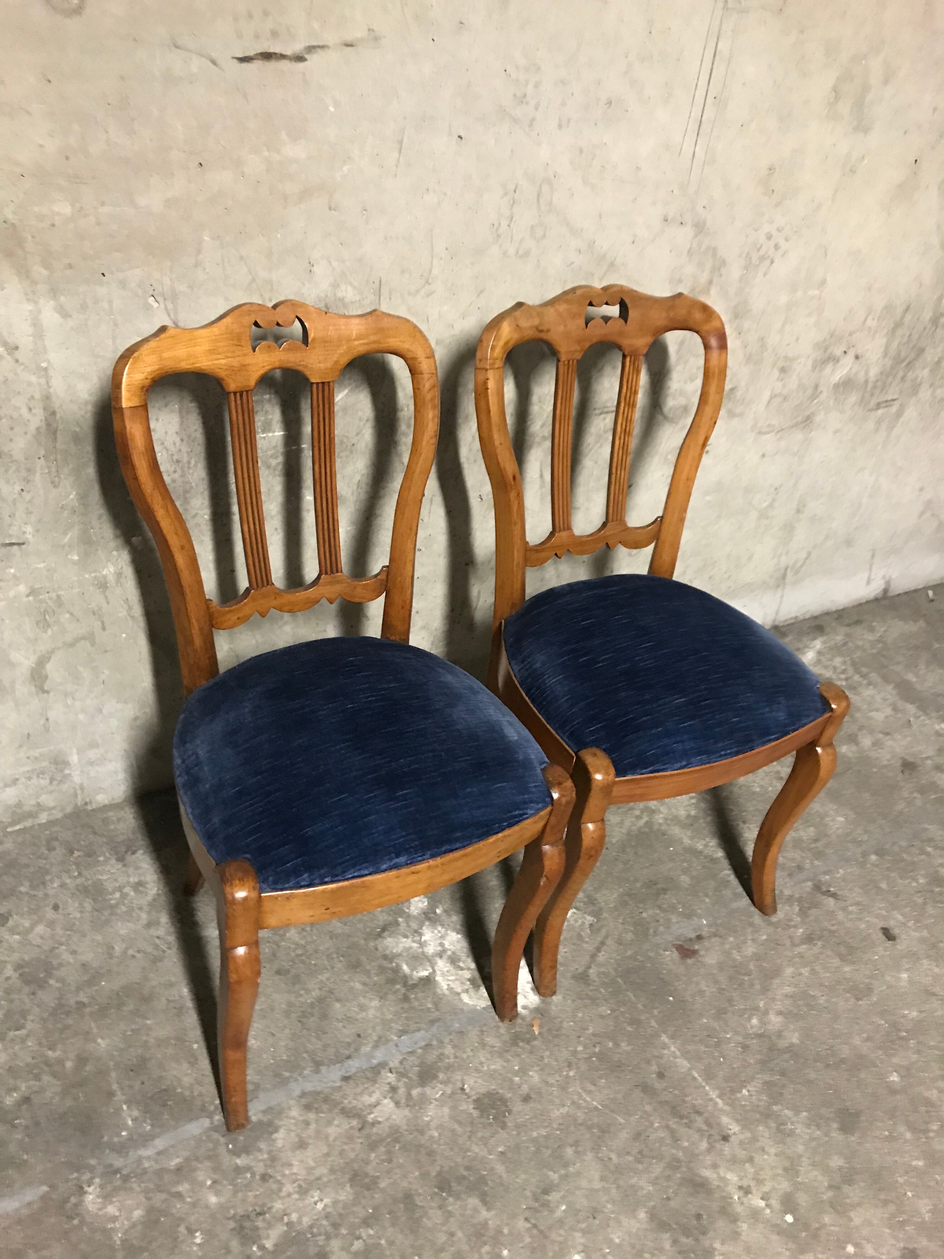 Pair of English chairs