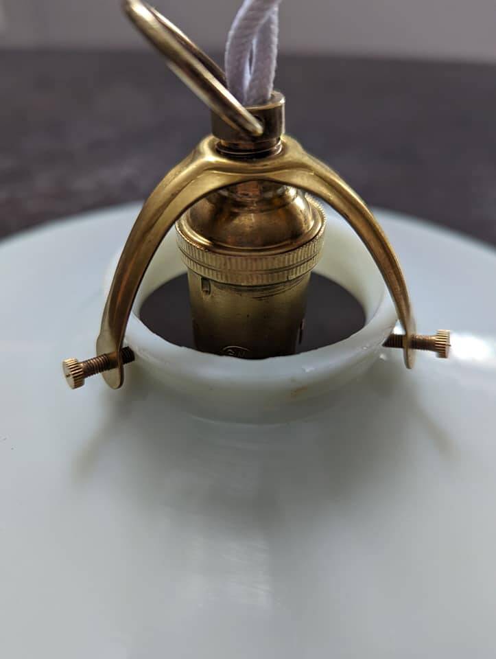 Old hanging lampshade in white opaline Art Deco 1930 Ø 25.5 cm