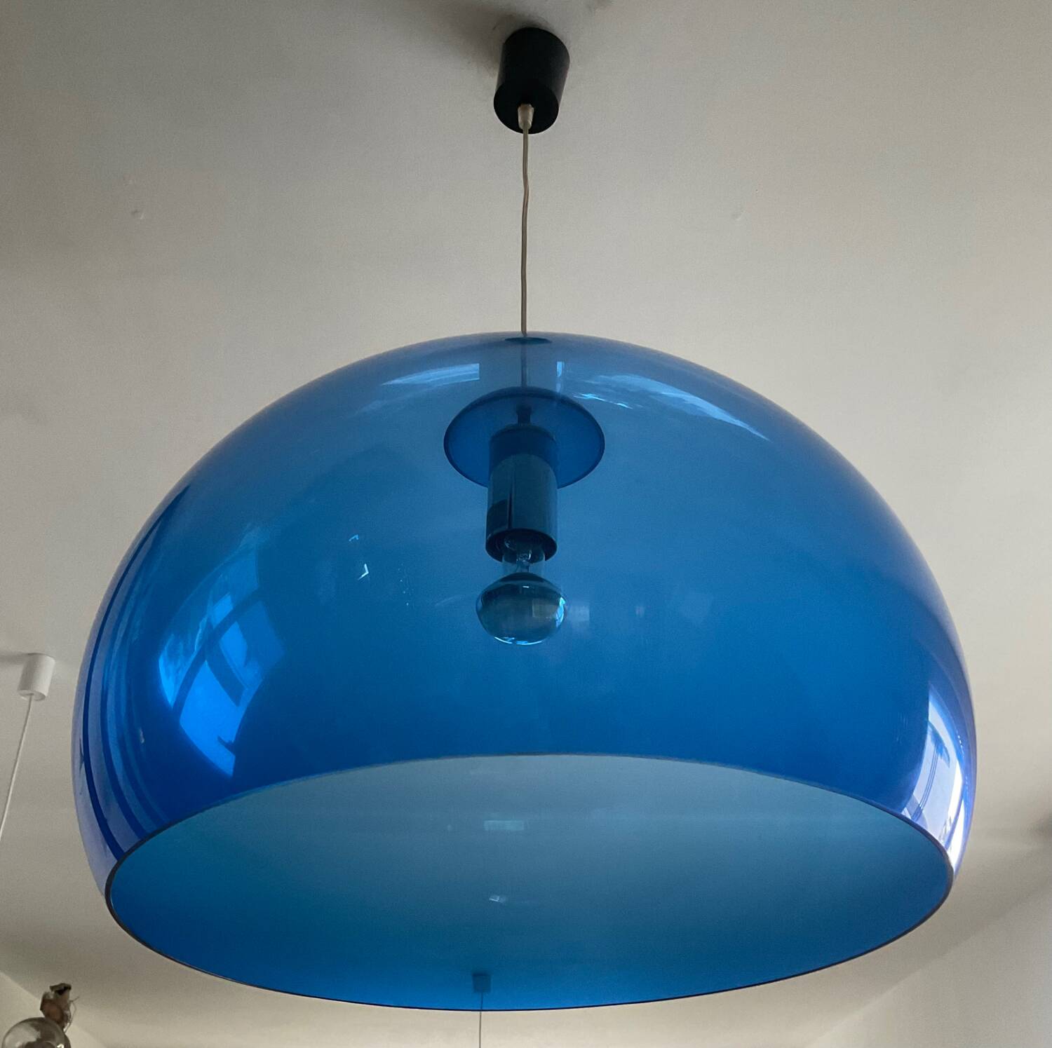 Suspension Kartell par Ferrucio Laviani