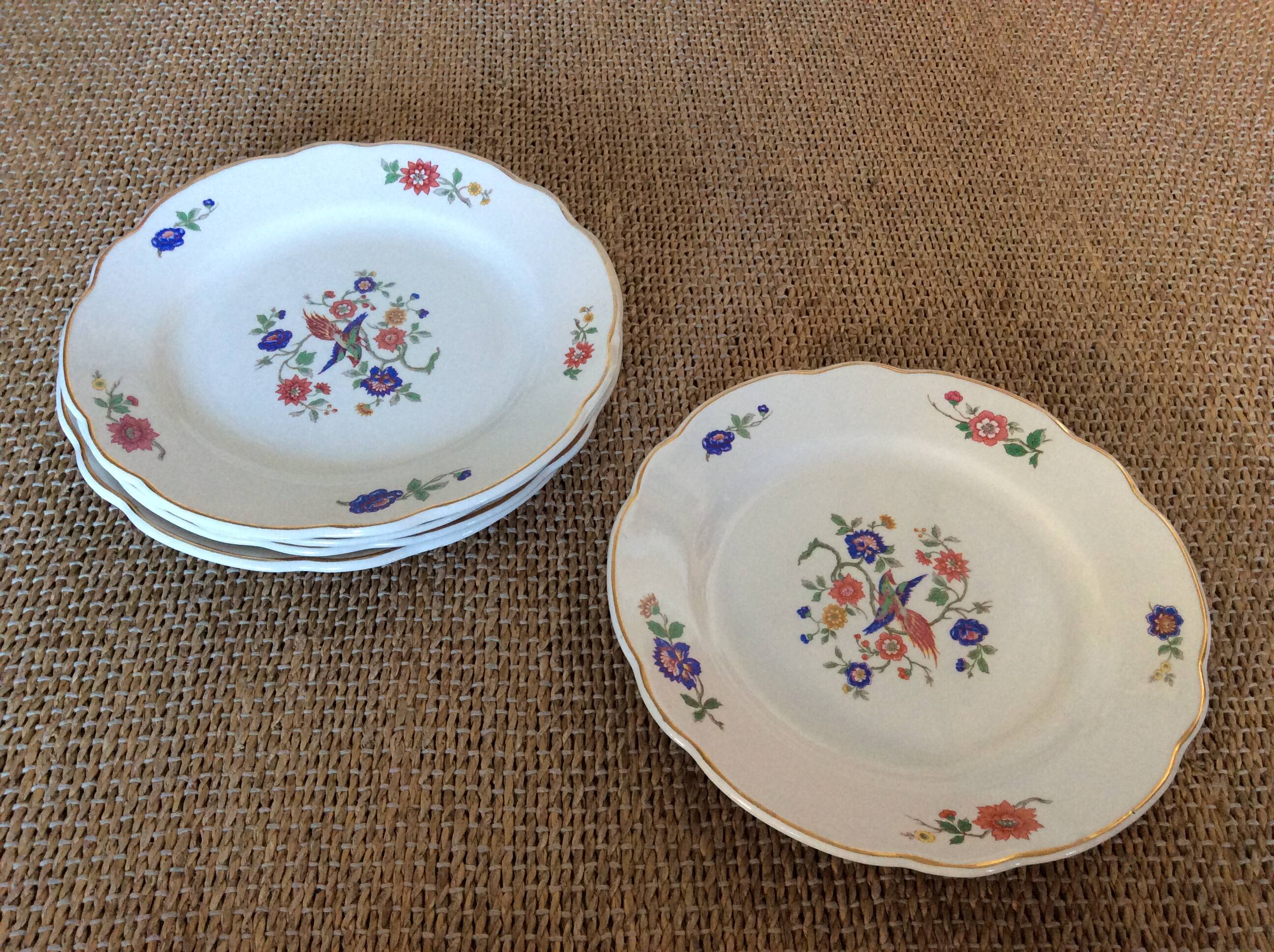 5 assiettes plates