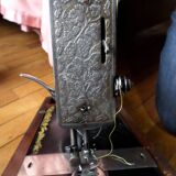 Ancienne machine a coudre singer 19è