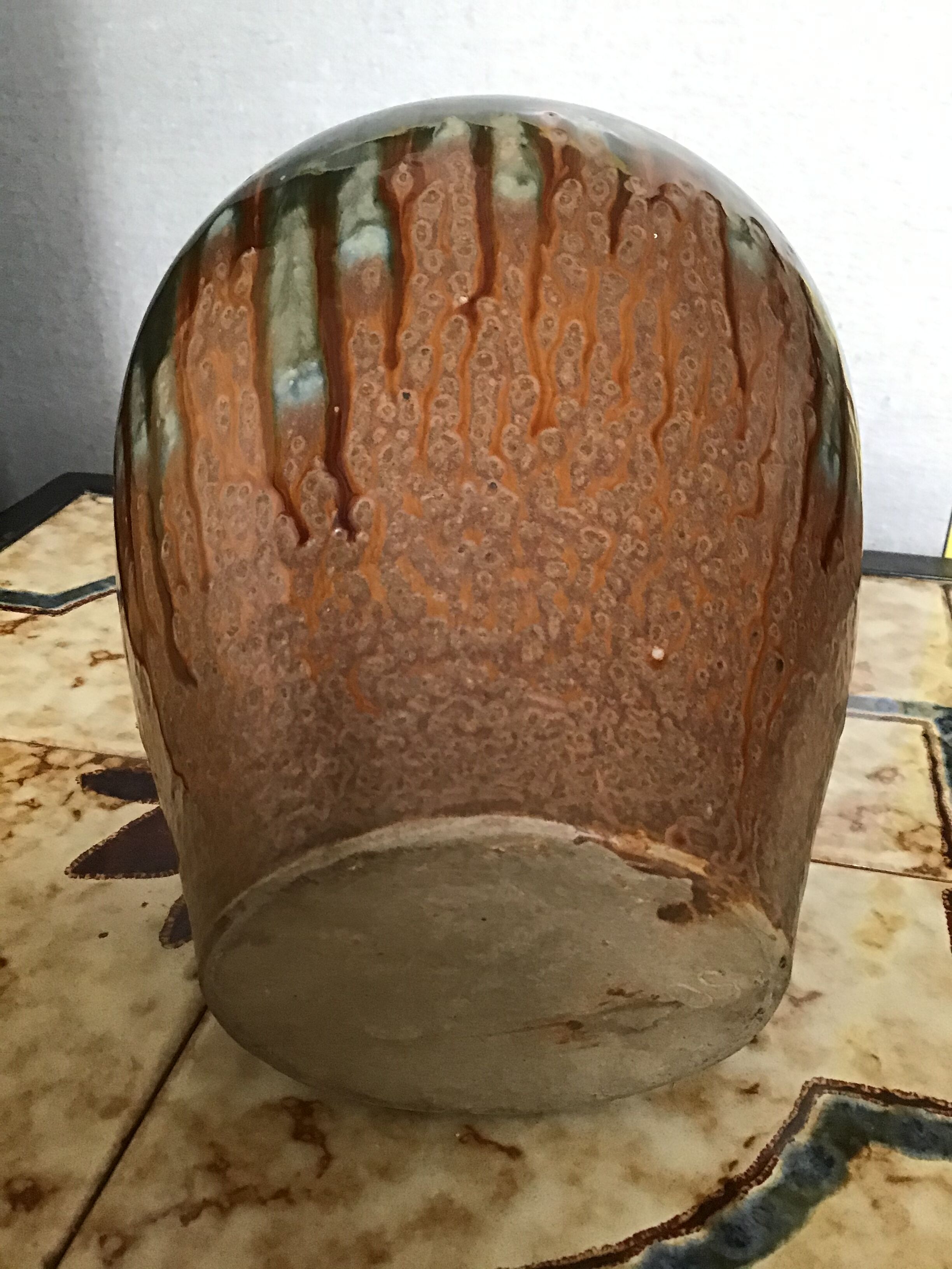 Flaming sandstone vase from Puisaye