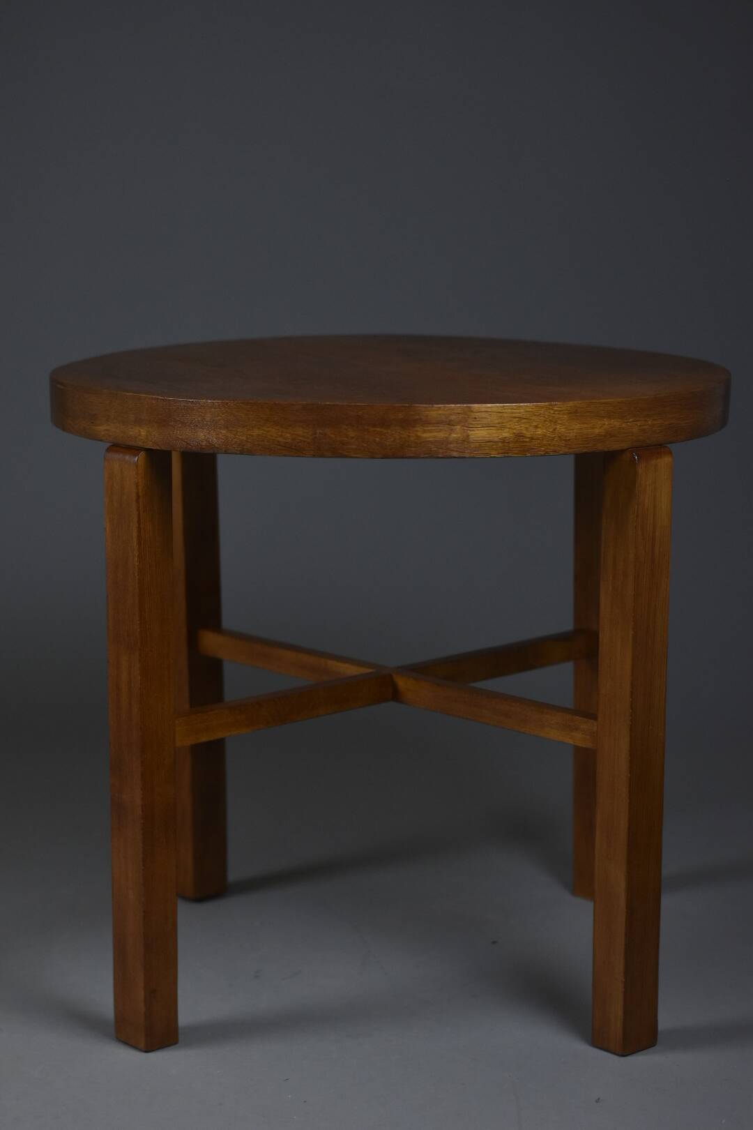 Table d'appoint en placage de chêne, années 1930, rénovée à la main, Art déco polonais