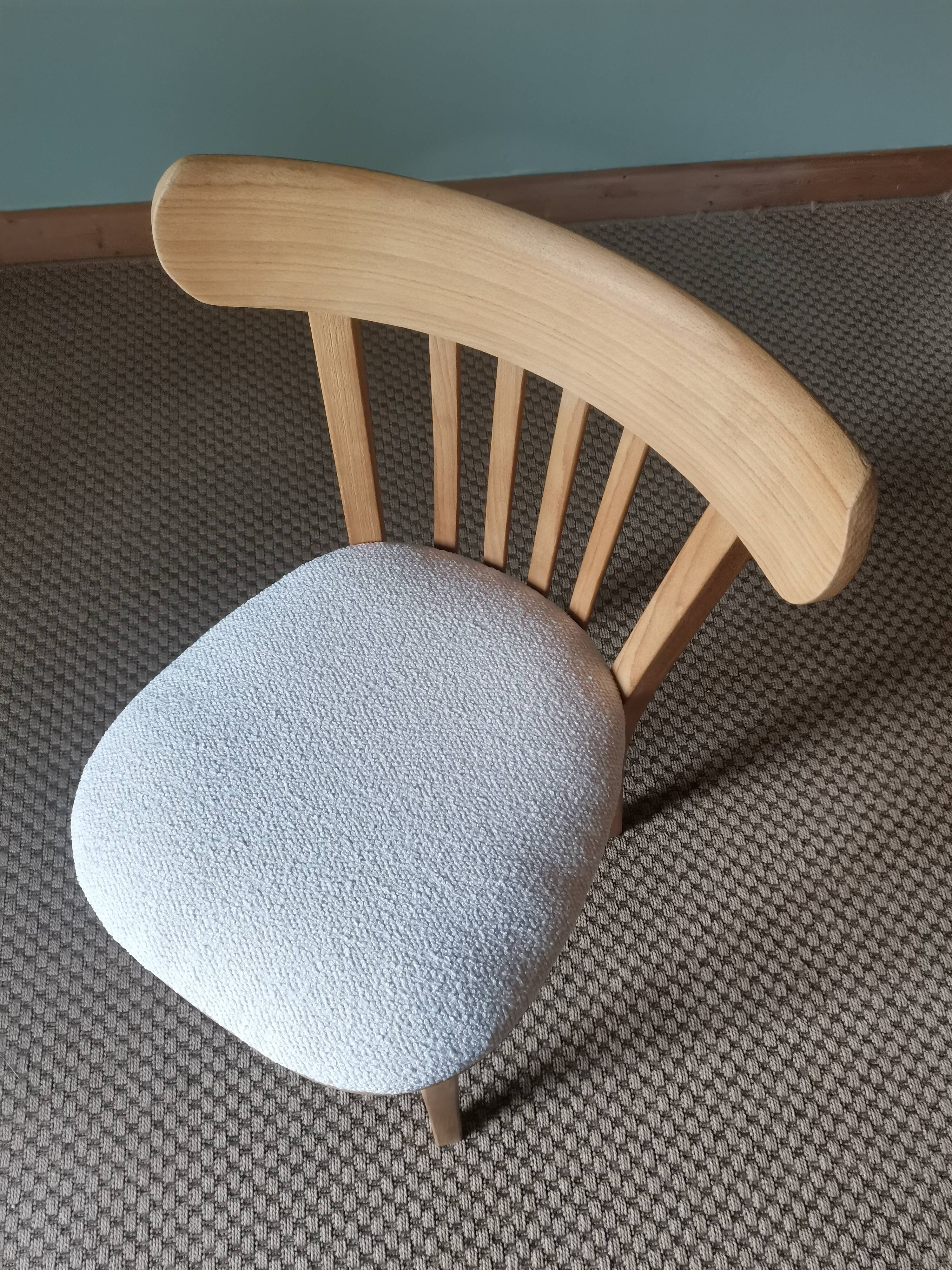 Chaises bistrot bouclette blanche