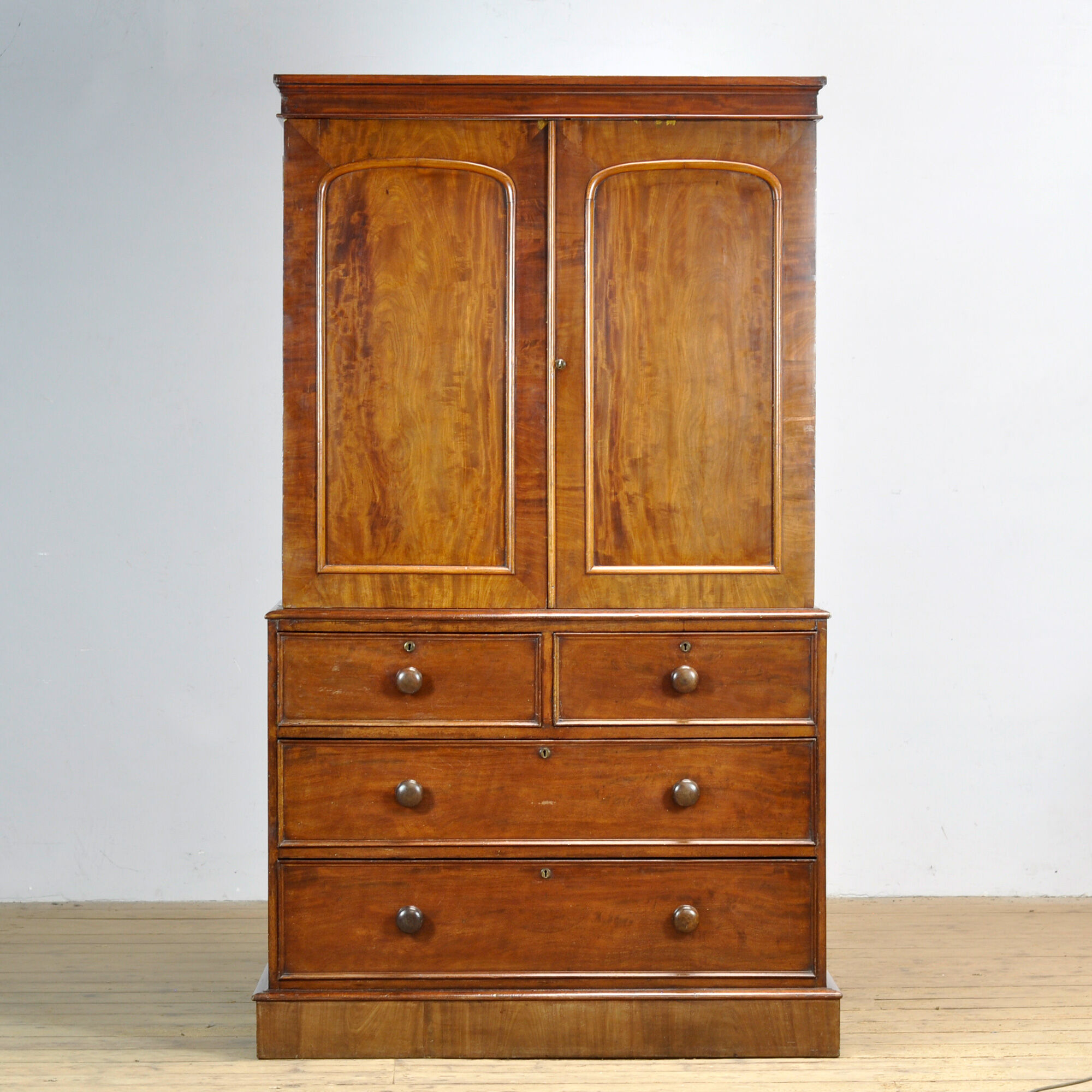 Victorian mahogany cabinet, circa 1860