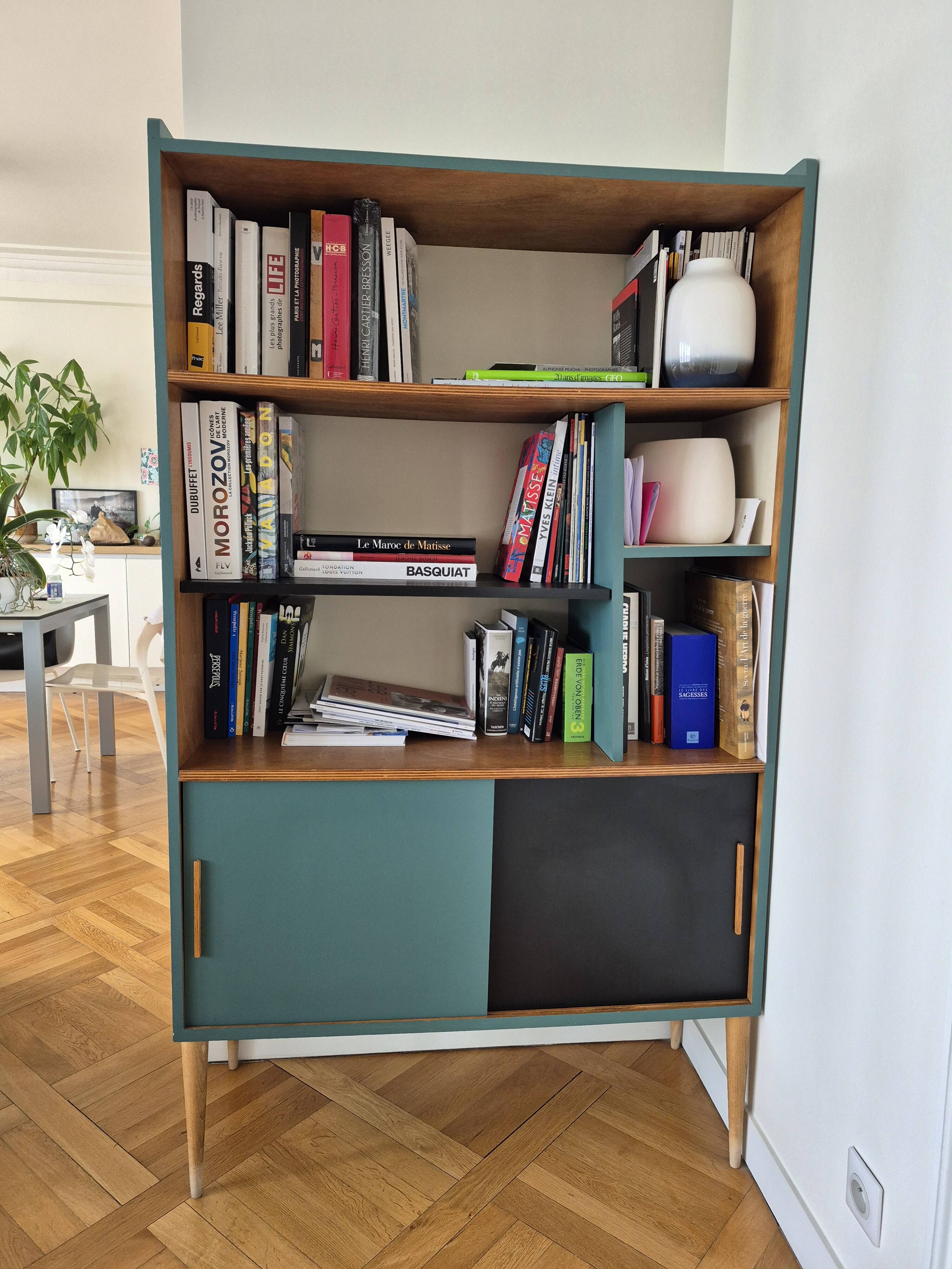 Buffet haut scandinave bleu et noir
