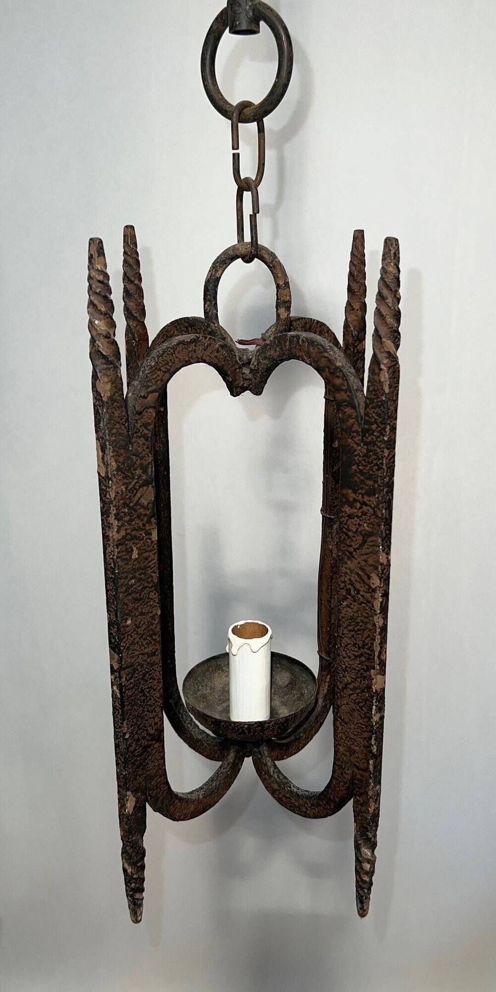 Suspension en fer forgé, travail français, circa 1950