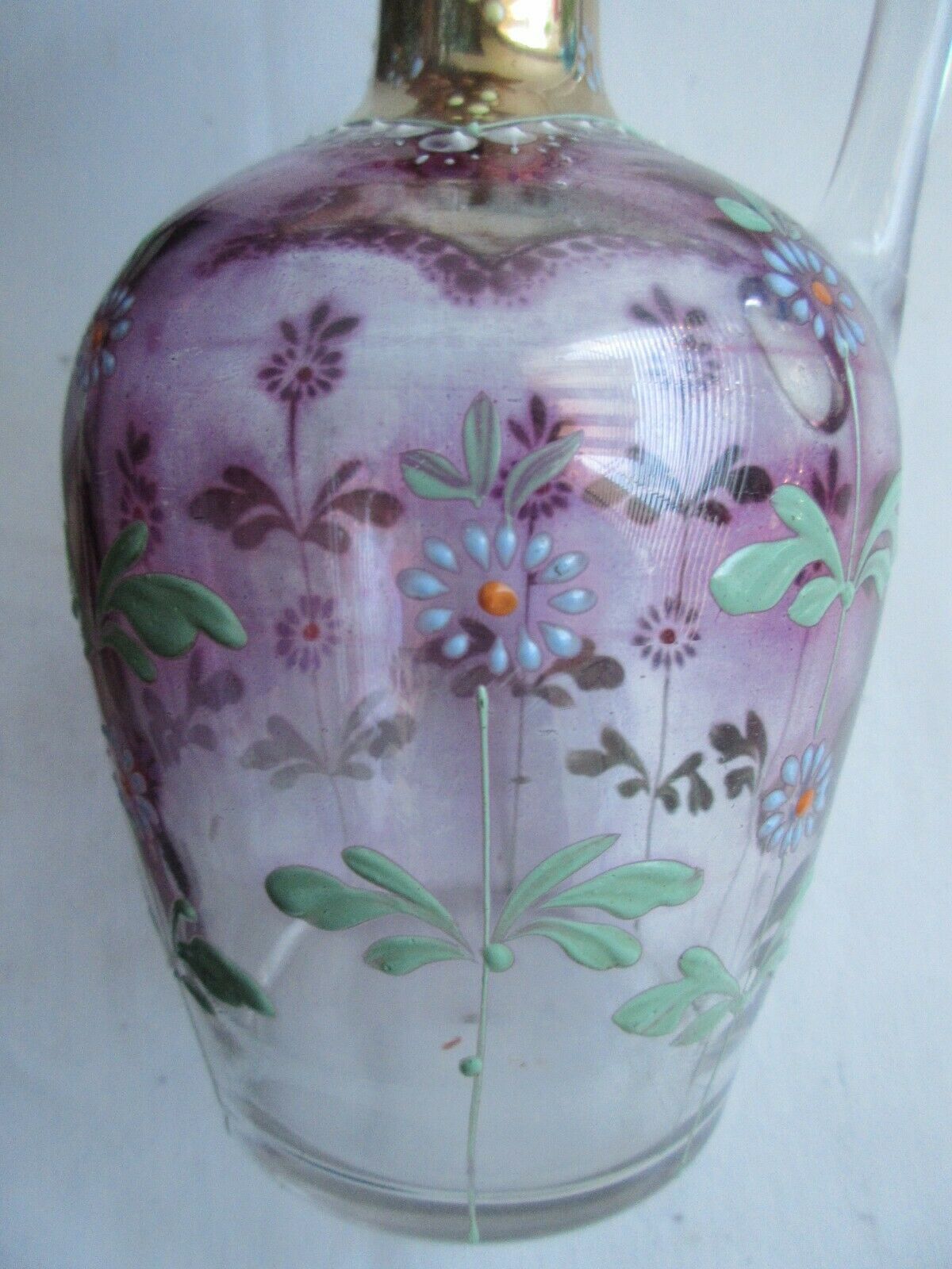 Art Nouveau ewer decanter, gilded glass and violin enamelled with daisies