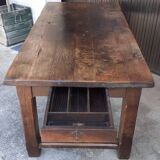 Farm table