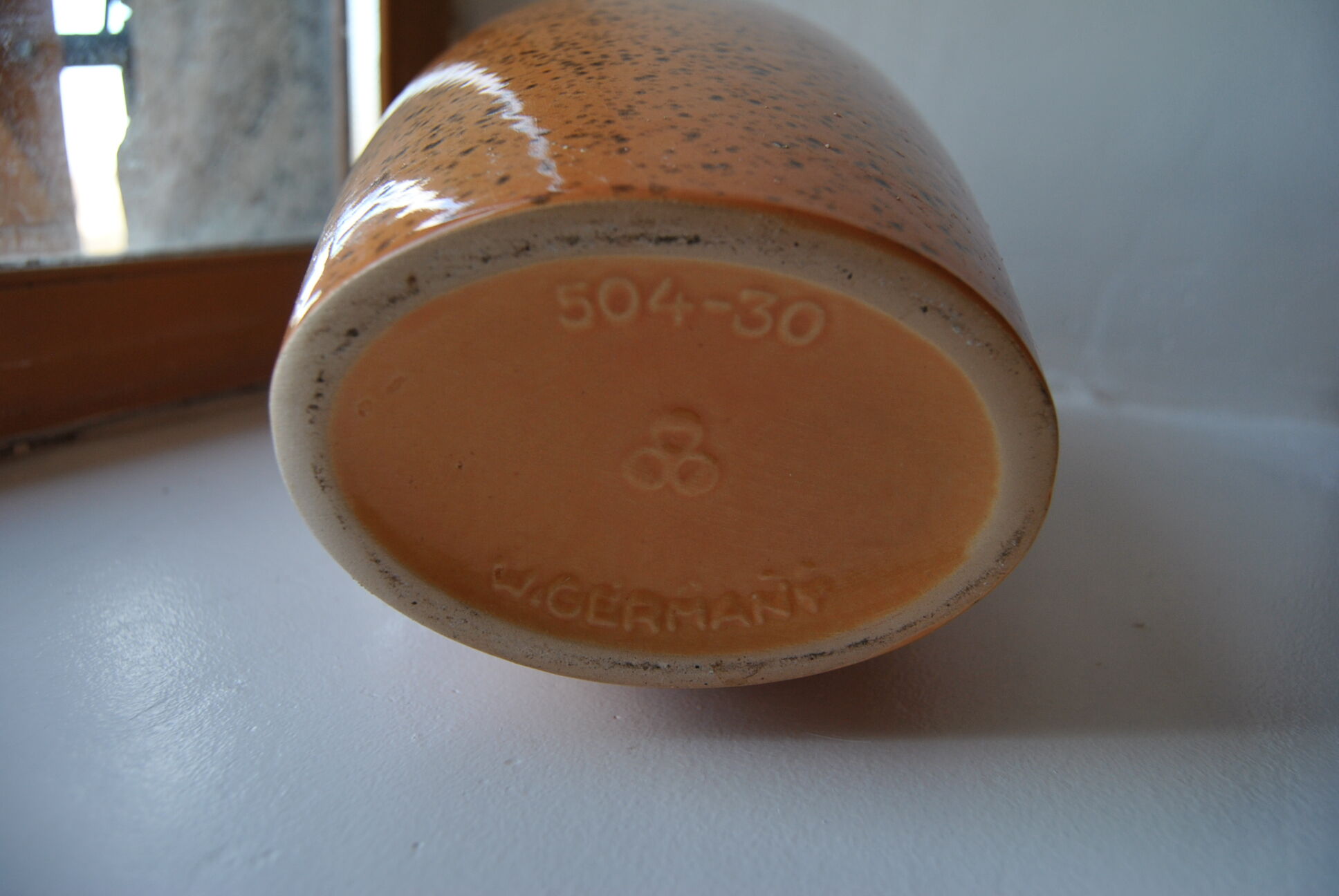 W.Germany 504-30 orange speckled vase 70s