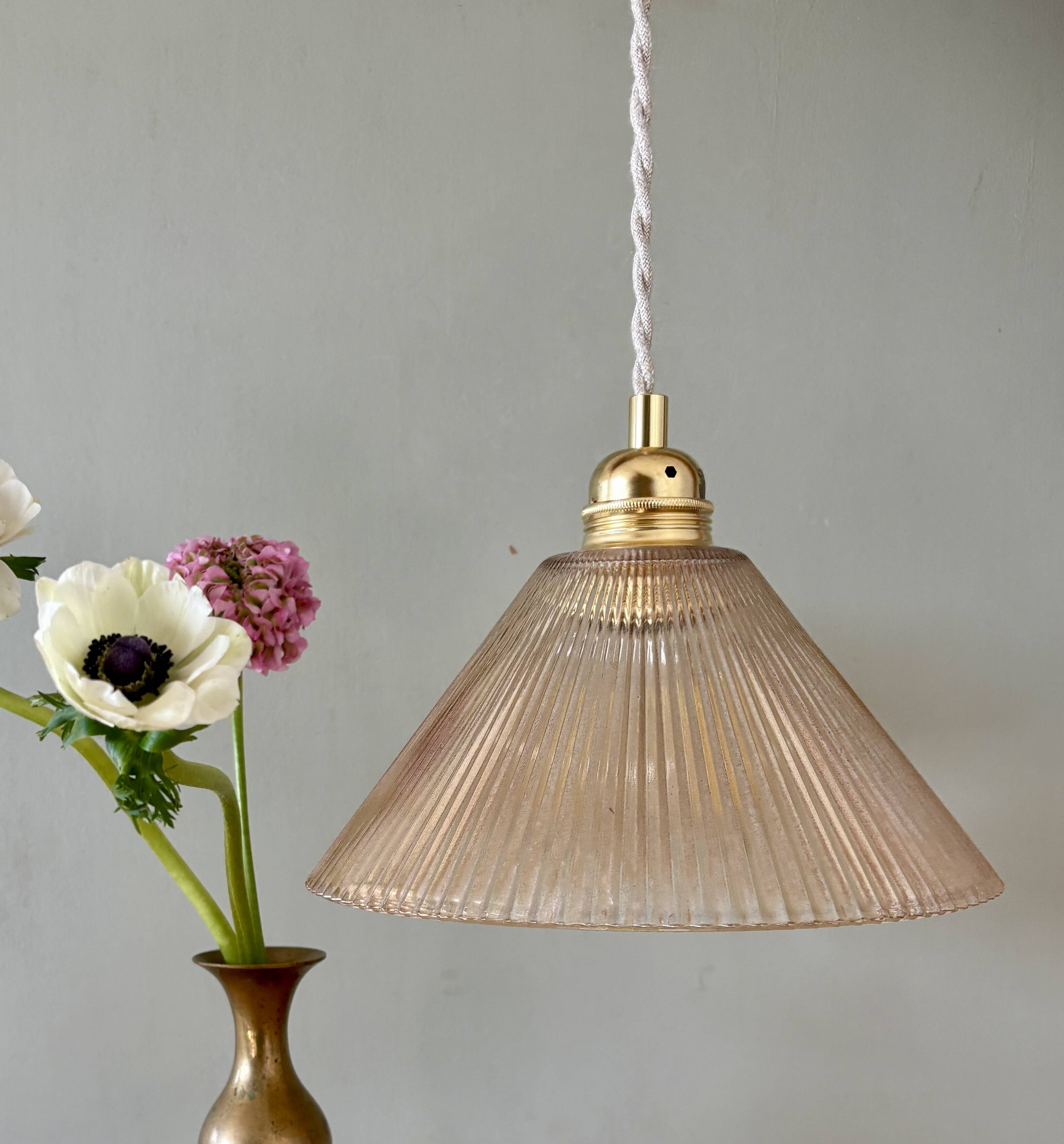 Amber glass lampshade pendant light