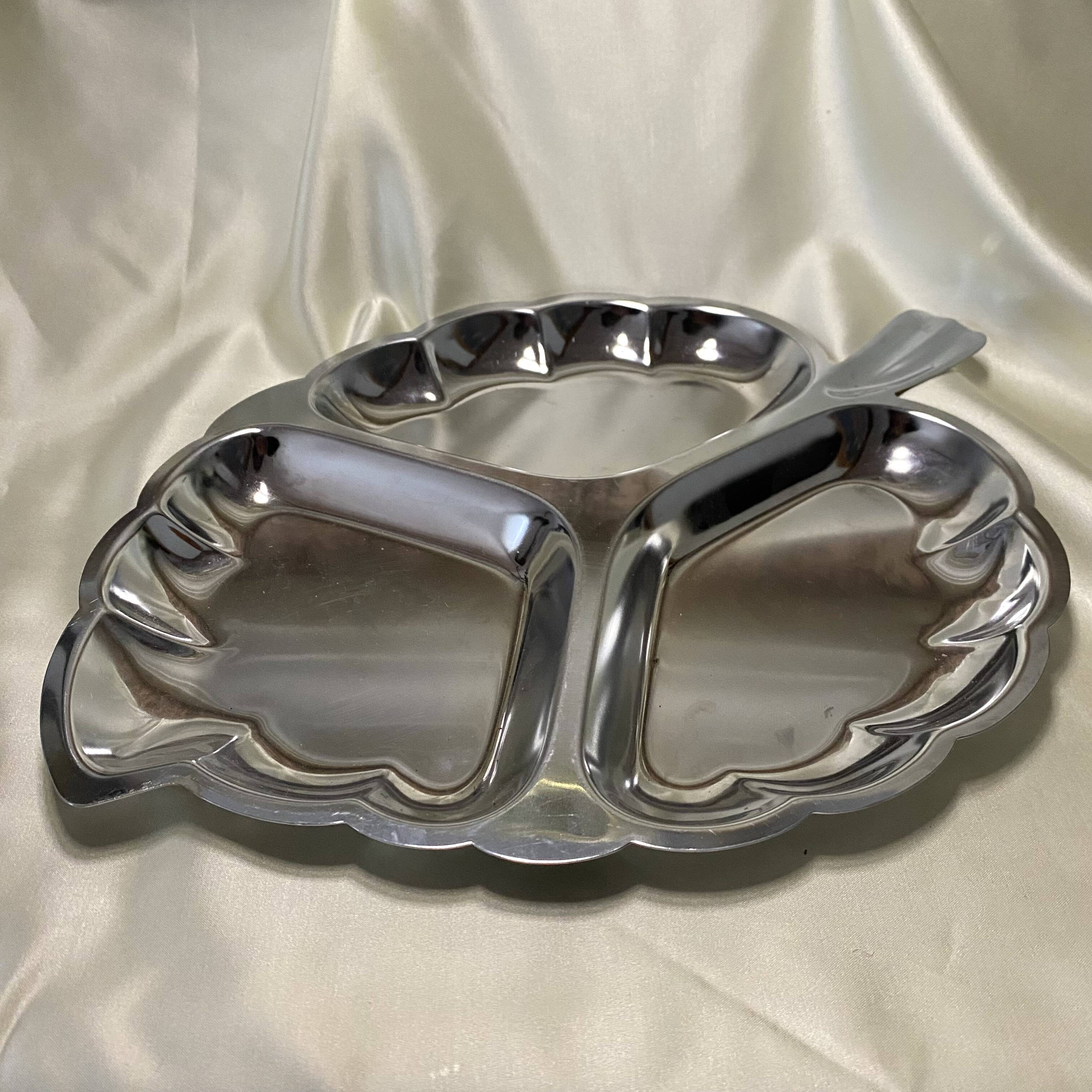 Stainless steel leaf-shaped dish