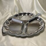 Stainless steel leaf-shaped dish