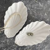 porcelain shell bowls, empty pocket