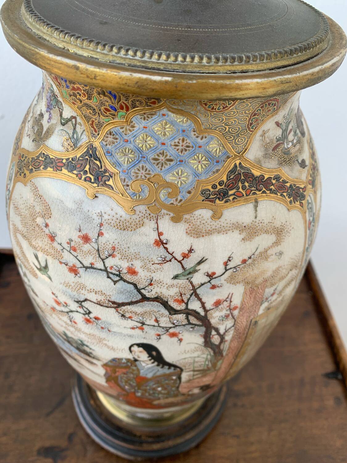 Japanese Satsuma lamp
