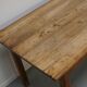 Table à manger rustique en chêne antique du début du 20e siècle.