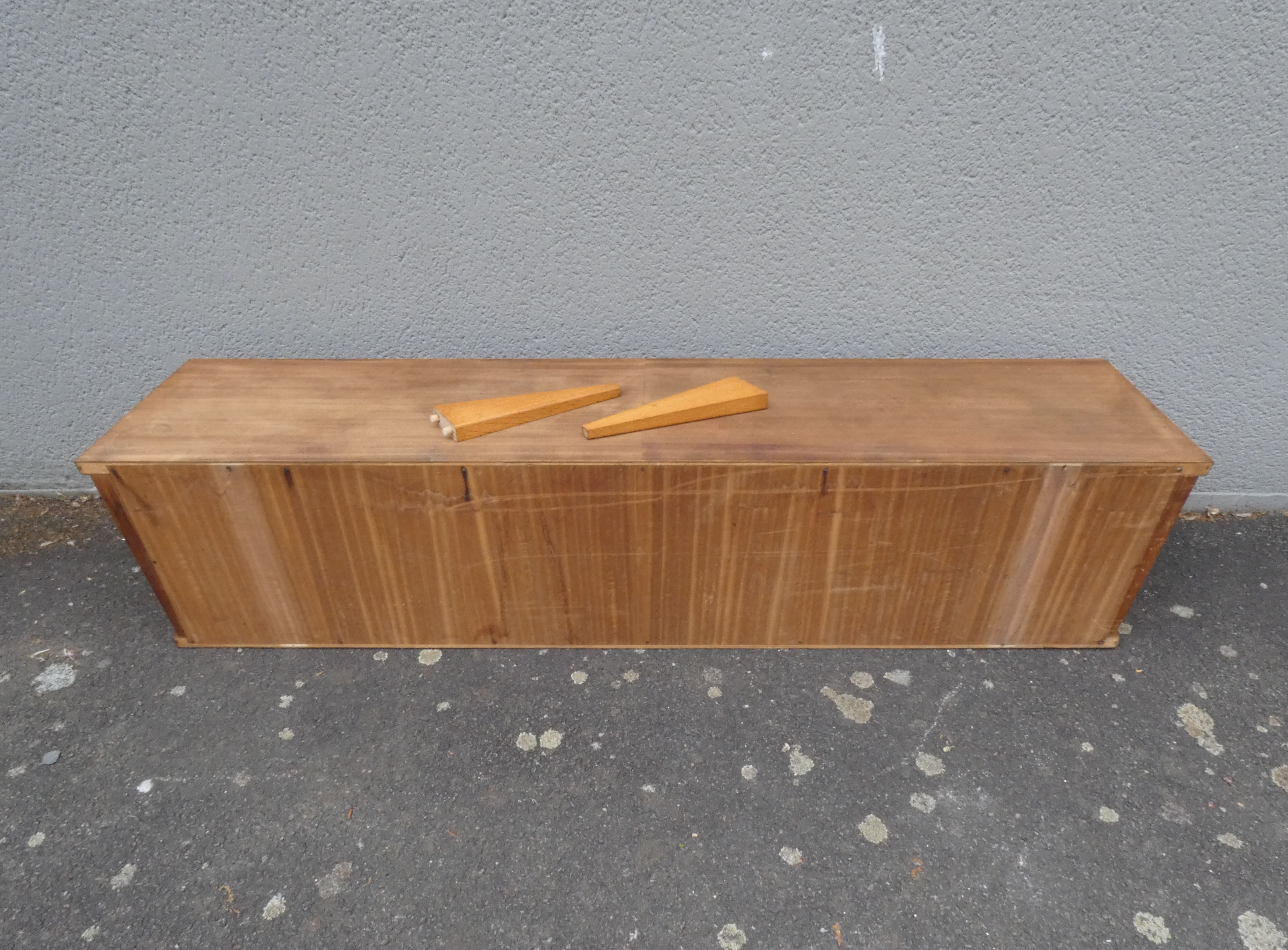 Scandinavian 1960 teak enfilade