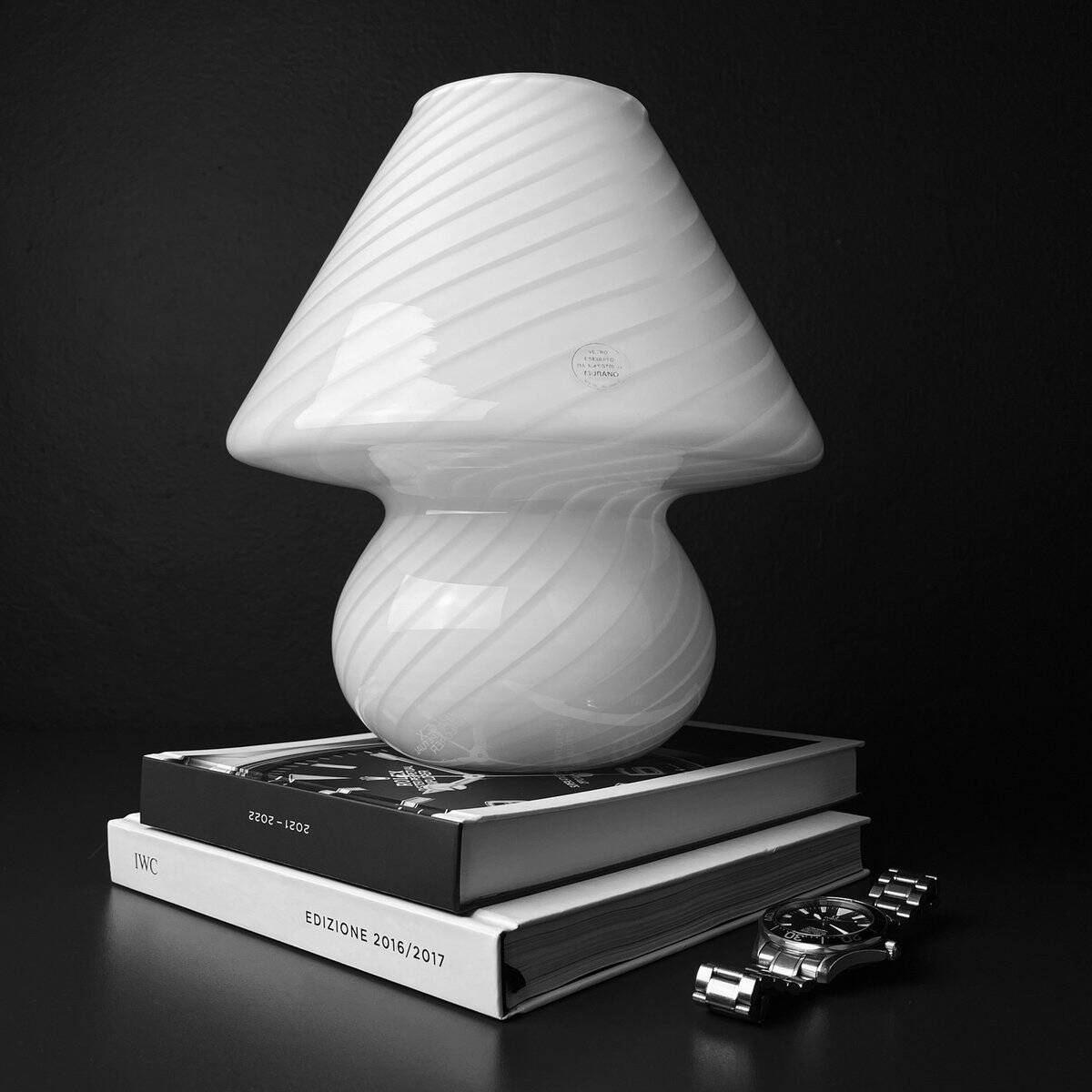 Vintage Murano glass table lamp in a swirling mushroom shape, Italy, 1970s.