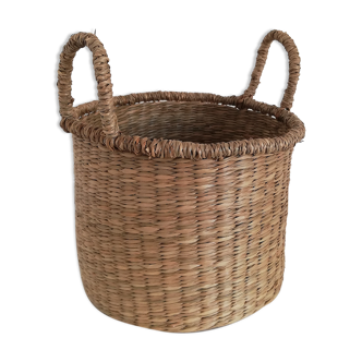 Wicker basket / basket