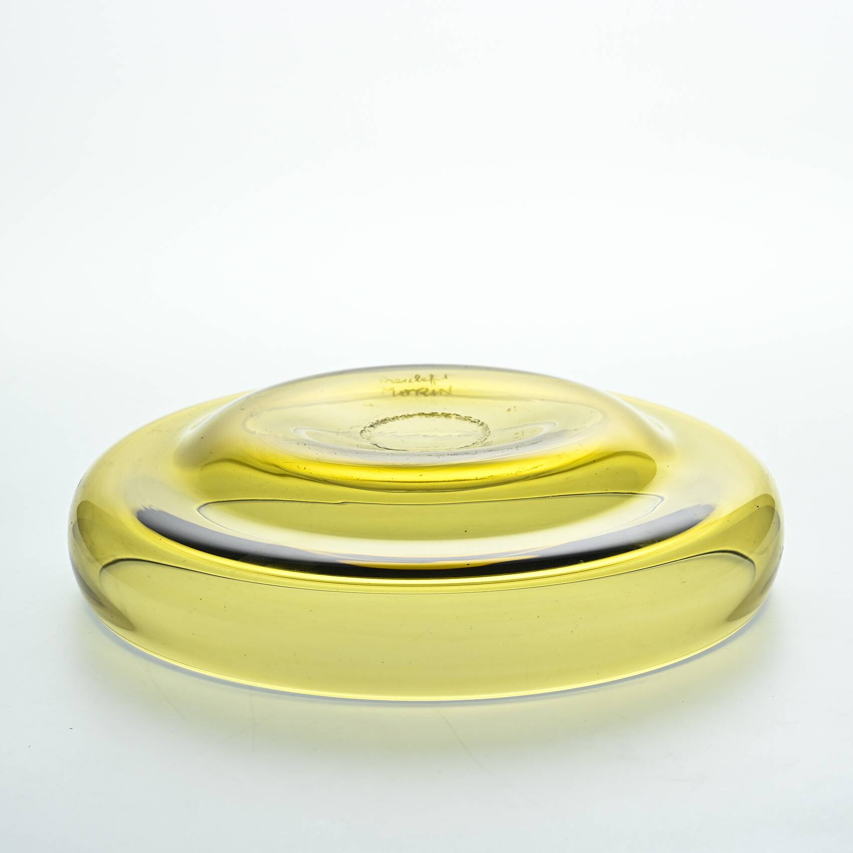 Blown glass fruit bowl by Claude Morin, circa 1975