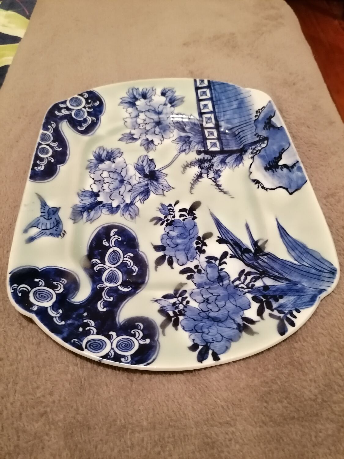 Rectangular dish 19th century Celadon green background Imari Japan