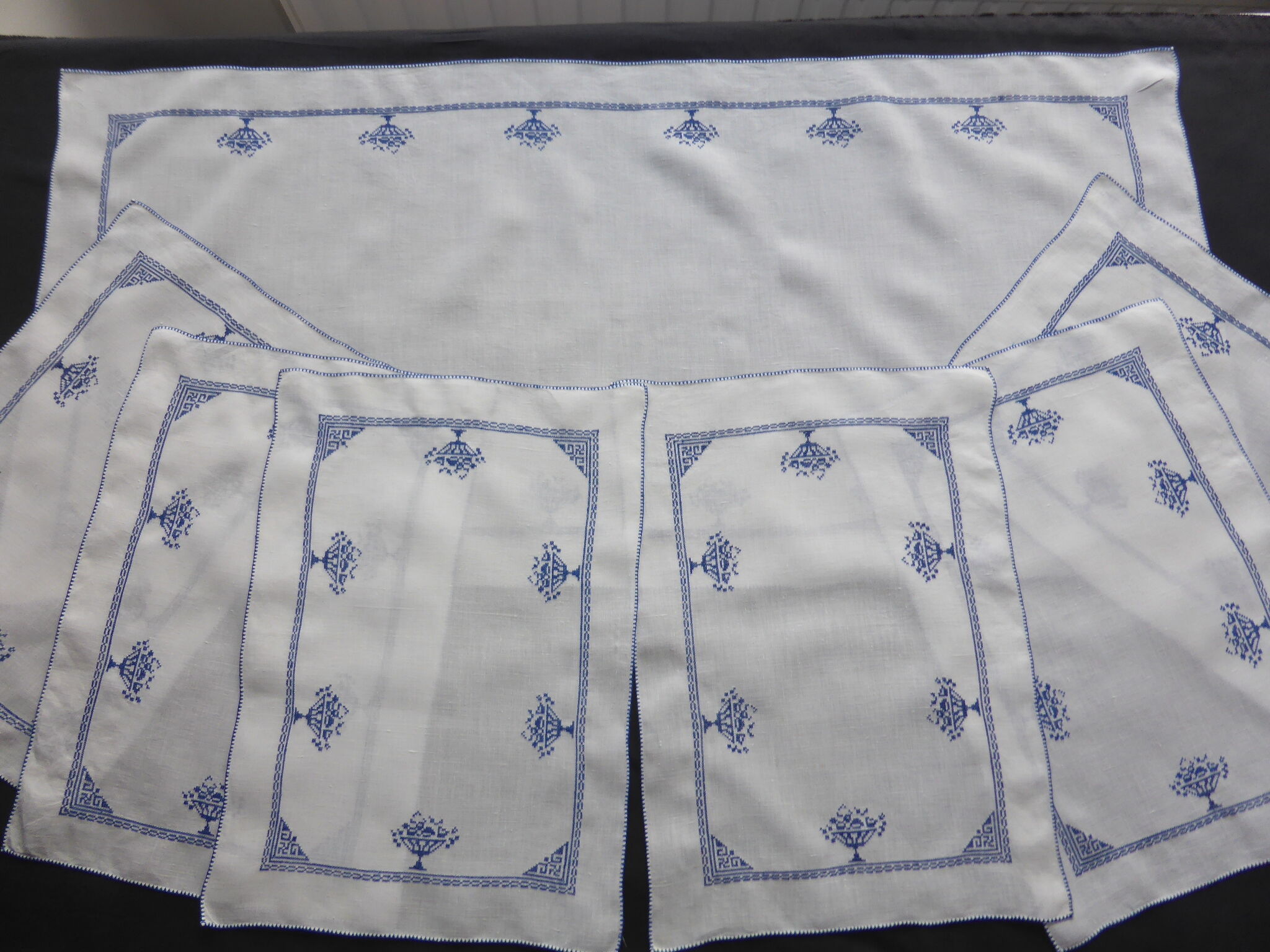 Old linen yarn case embroidered in blue with fruit baskets-6 Tray fund