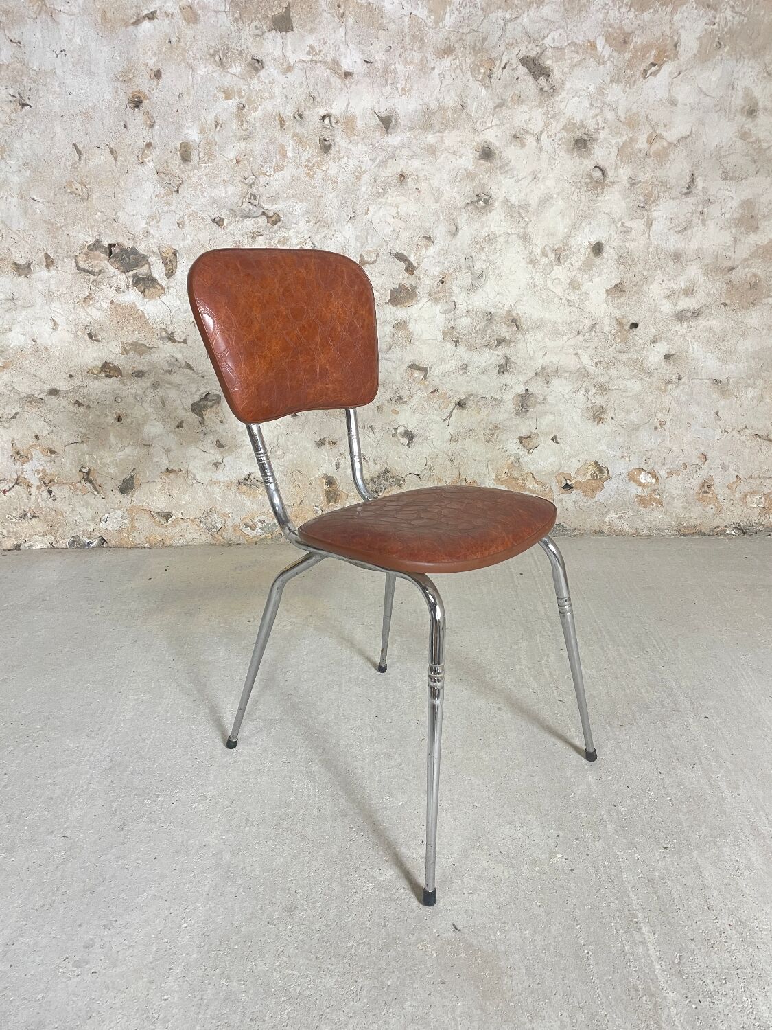 6 skai chairs