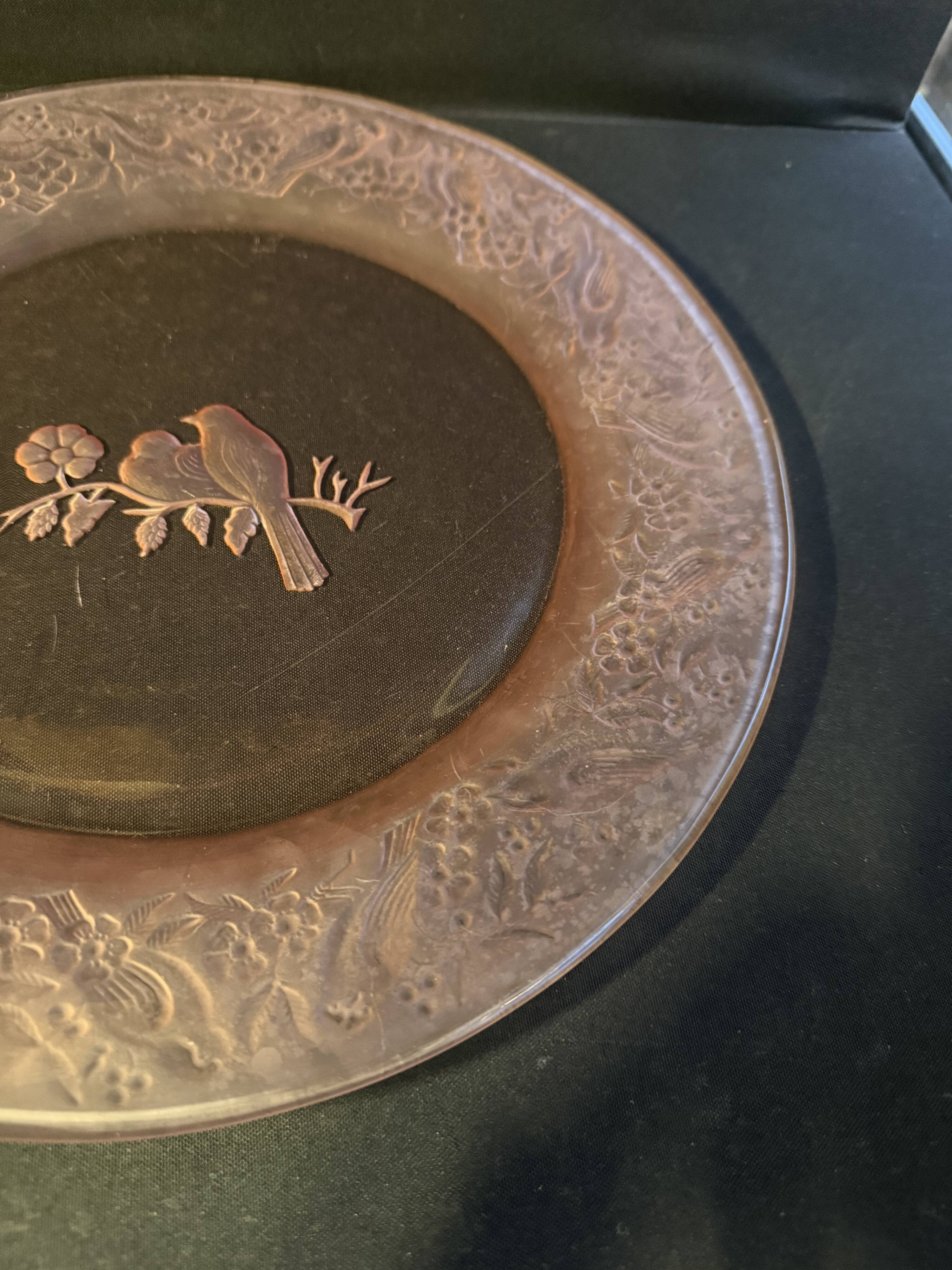 Serving dish – cast pink crystal – sweden