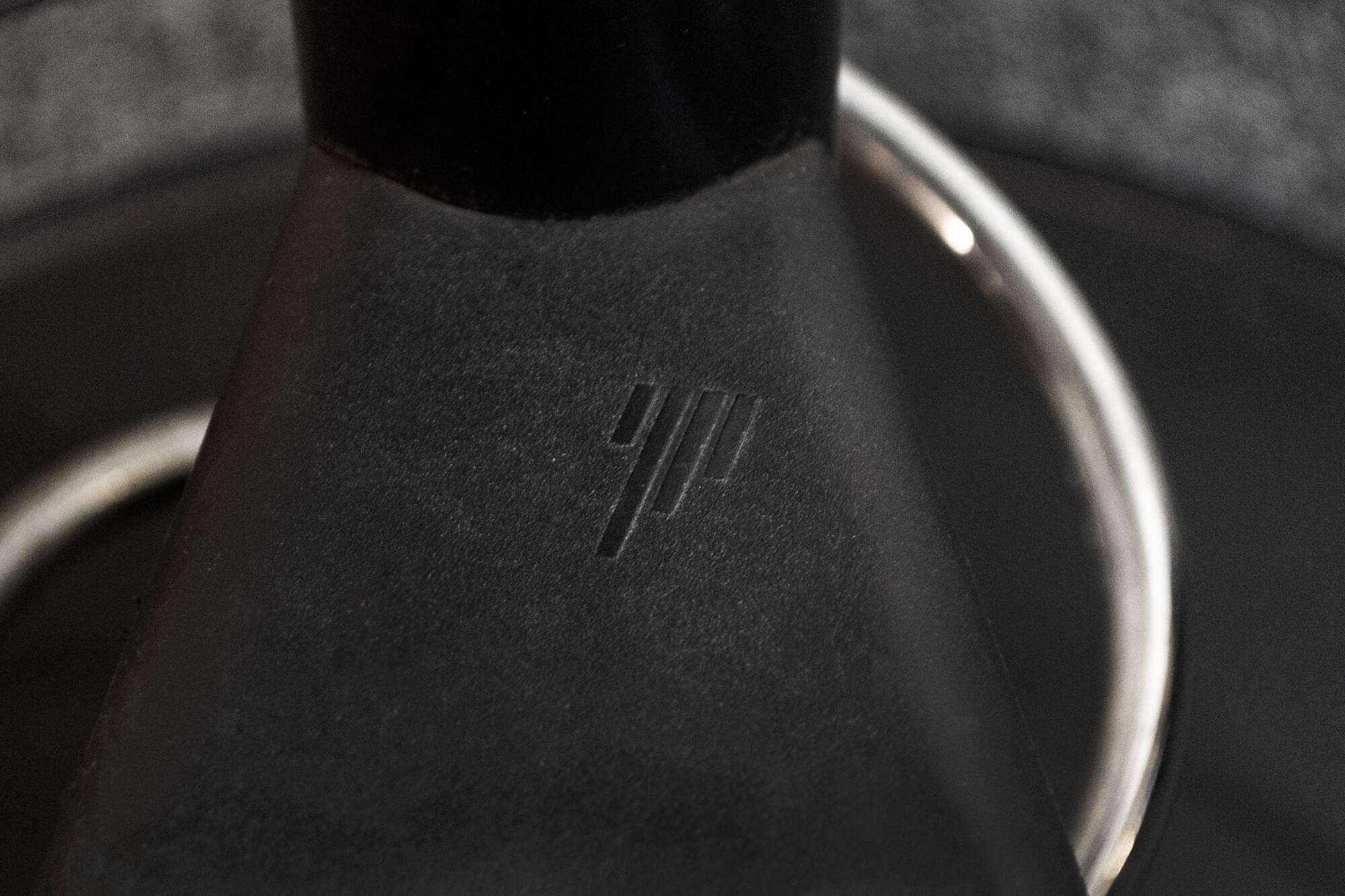 Sgabello Marlon da bar postmoderni di Bonaldo, Italia anni '80