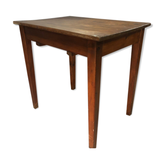 Rustic table in fir