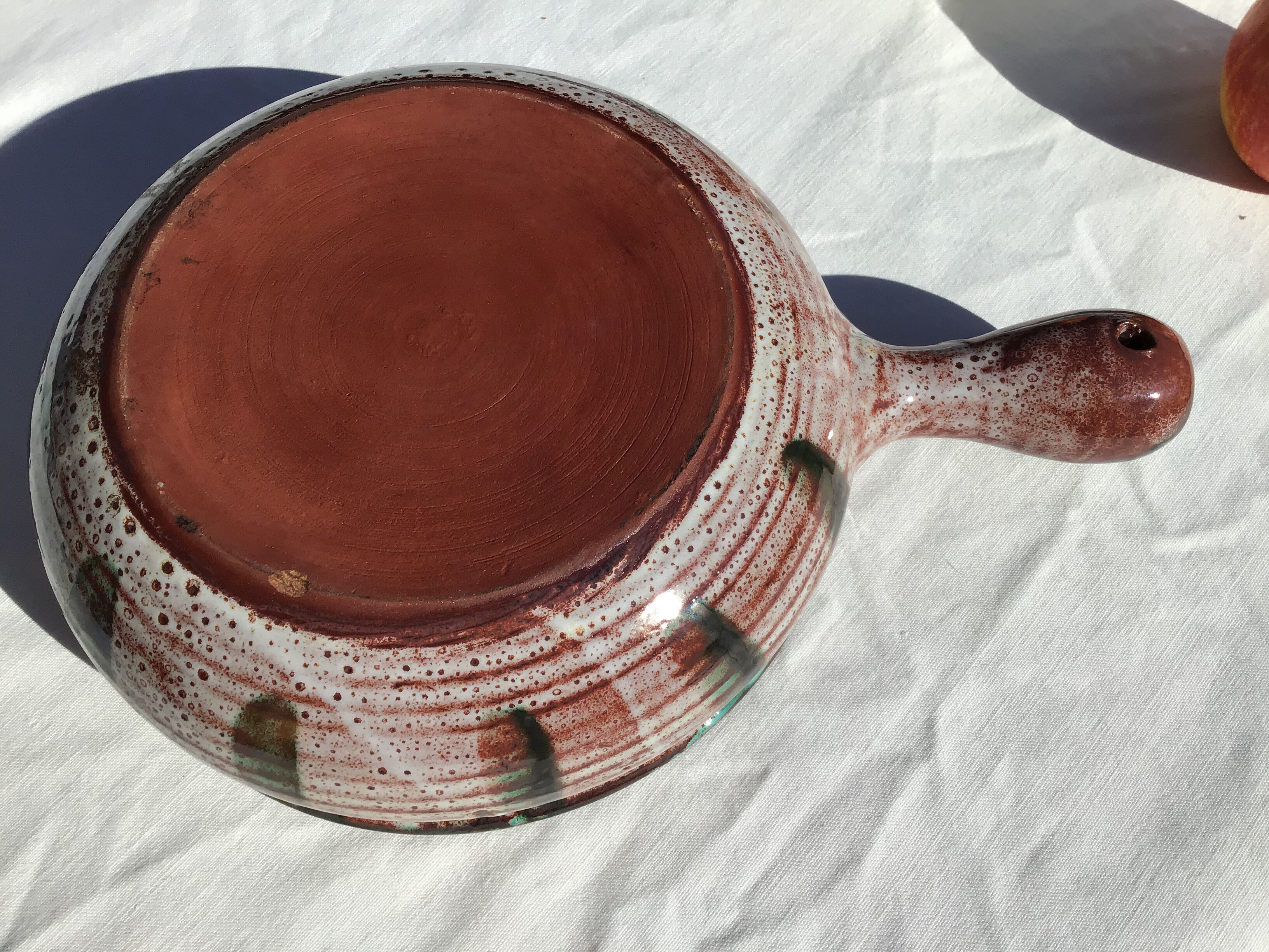 Skill pan Vallauris fish decoration