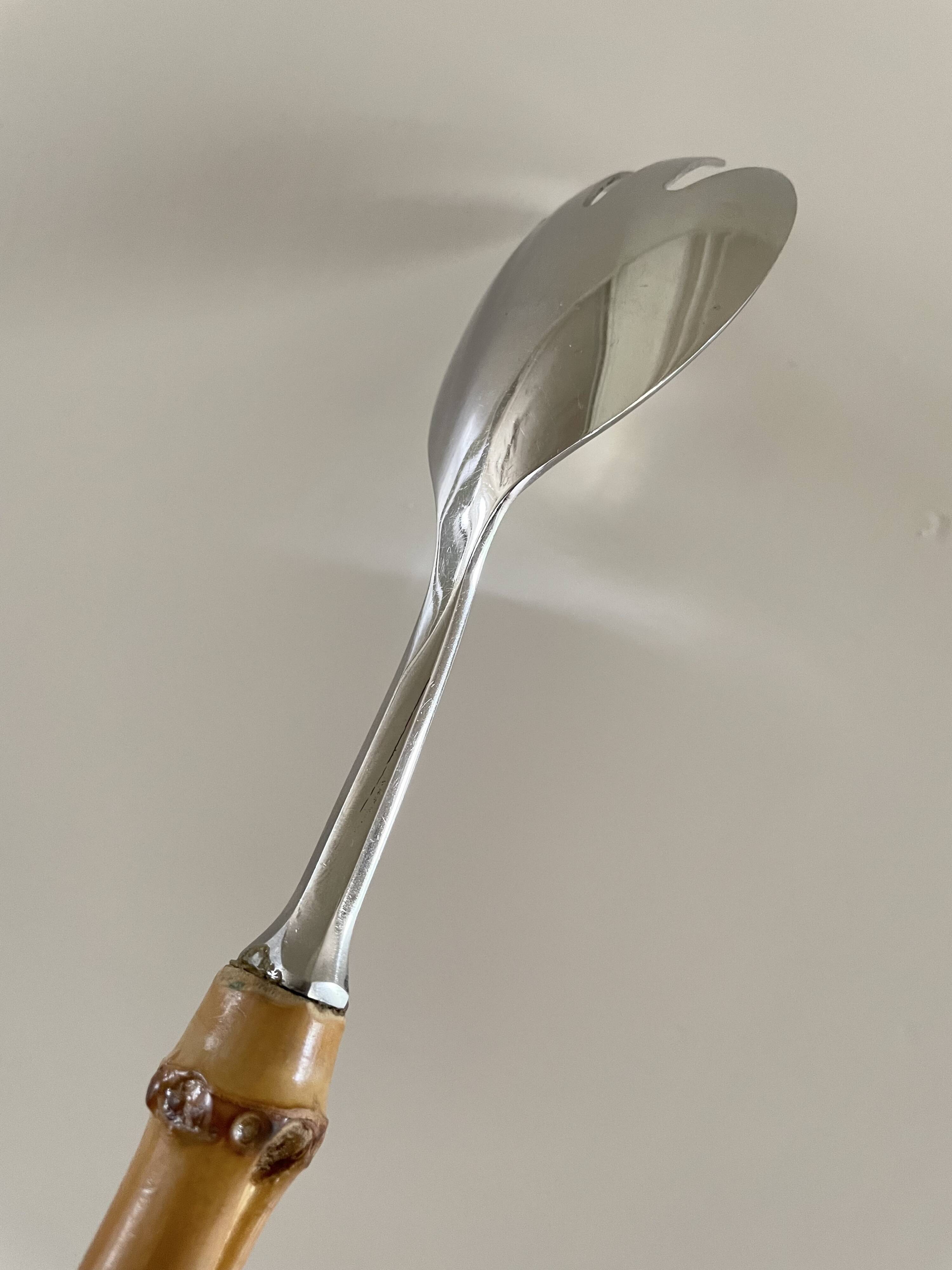 Serving cutlery with bamboo and stainless steel handles