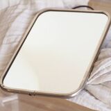 Petit miroir de barbier