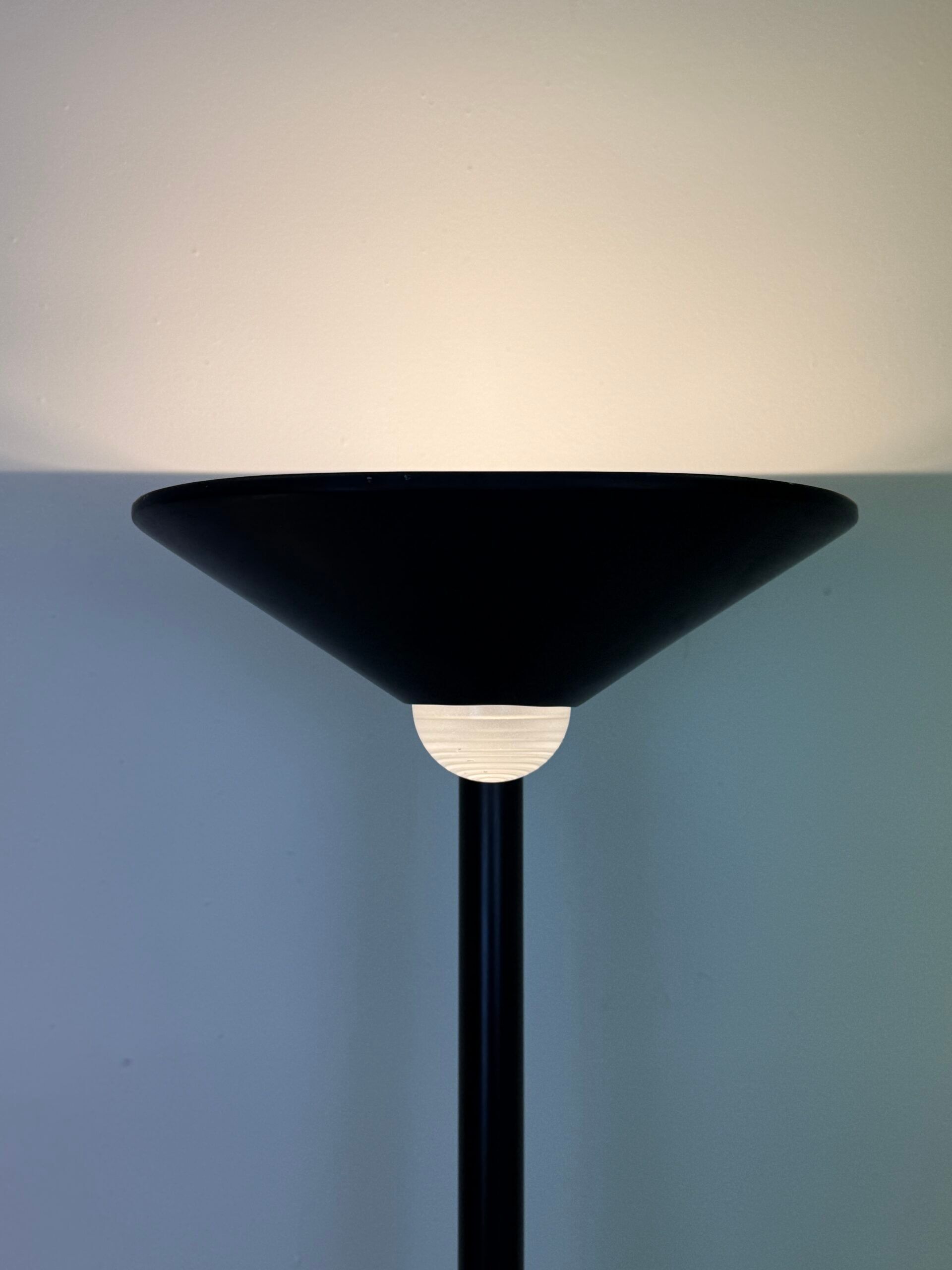 Lampadaire « Ciclope » — Barbieri & Marianelli — Italie, années 1980