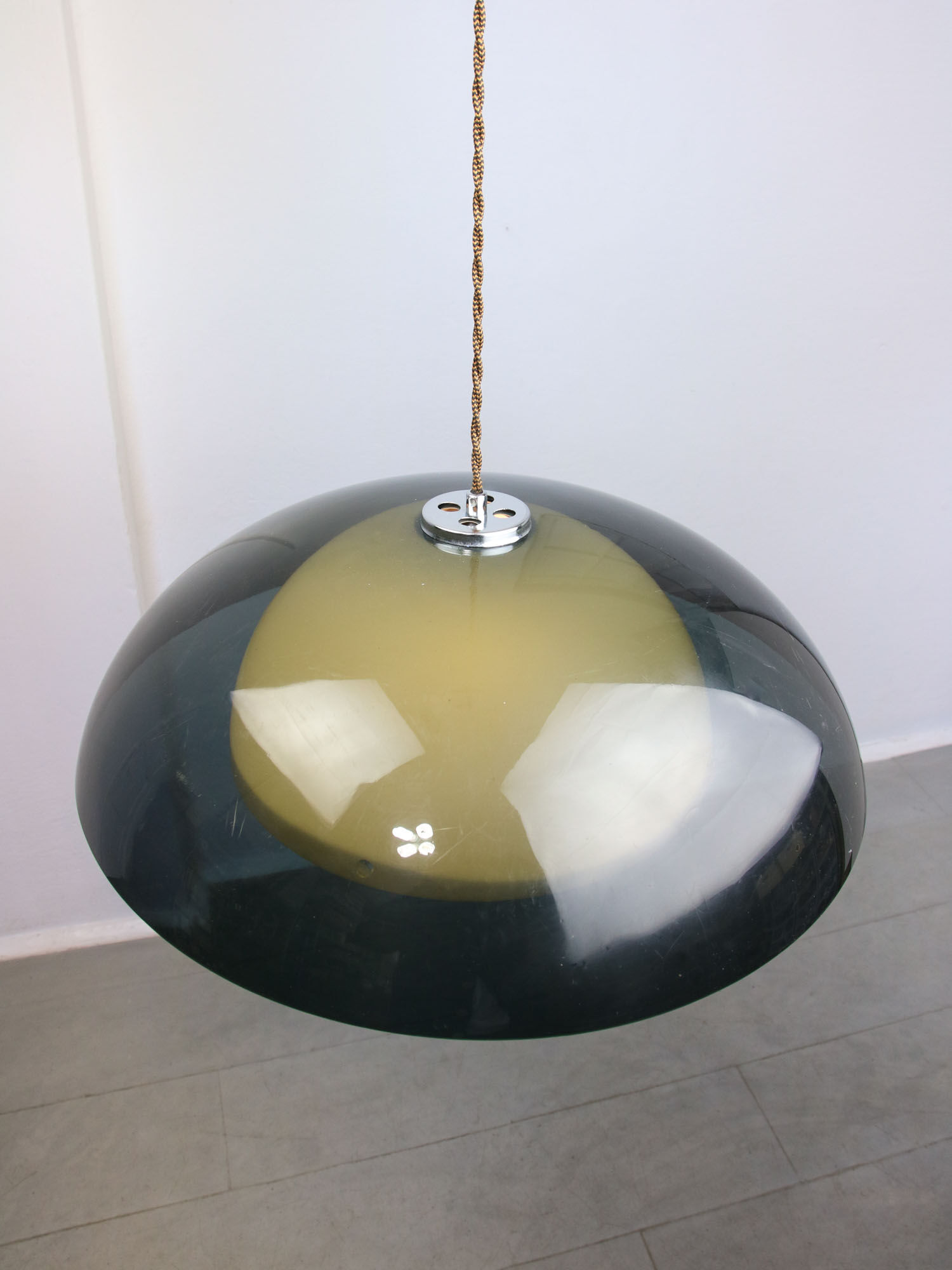 Italian green space age pendant lamp in plexiglass, 70s