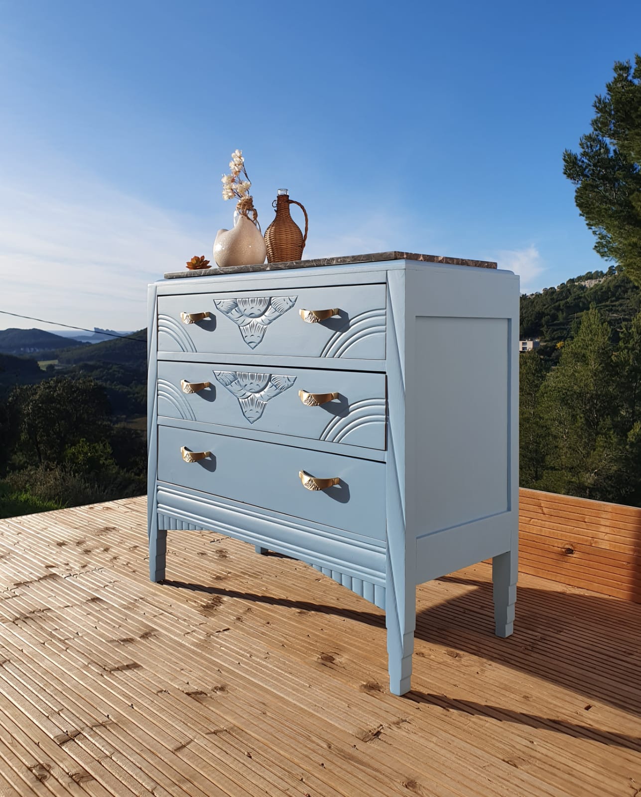 Vintage art deco chest of drawers